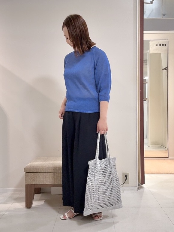 YUIさんの「UNTITLED｜【洗える/ゆったり】クルーネックドライニット」を使ったコーディネート