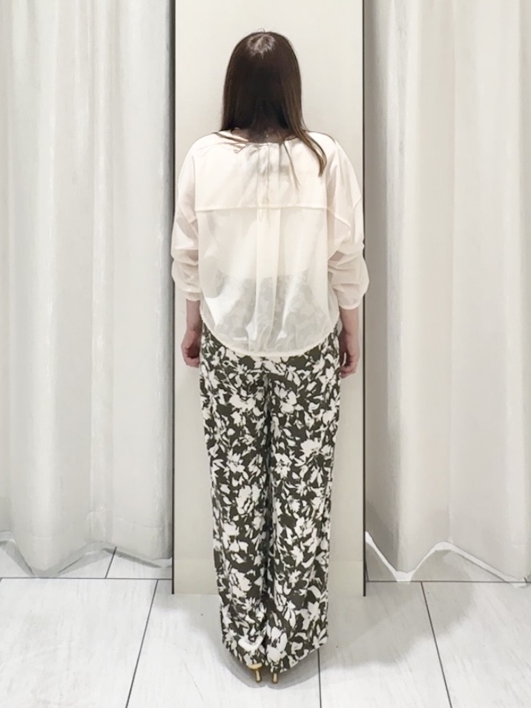 ʏᴜᴋɪᴋᴏさんの「UNTITLED｜【秋羽織り/ジップ】トリコットシアーブラウス」を使ったコーディネート