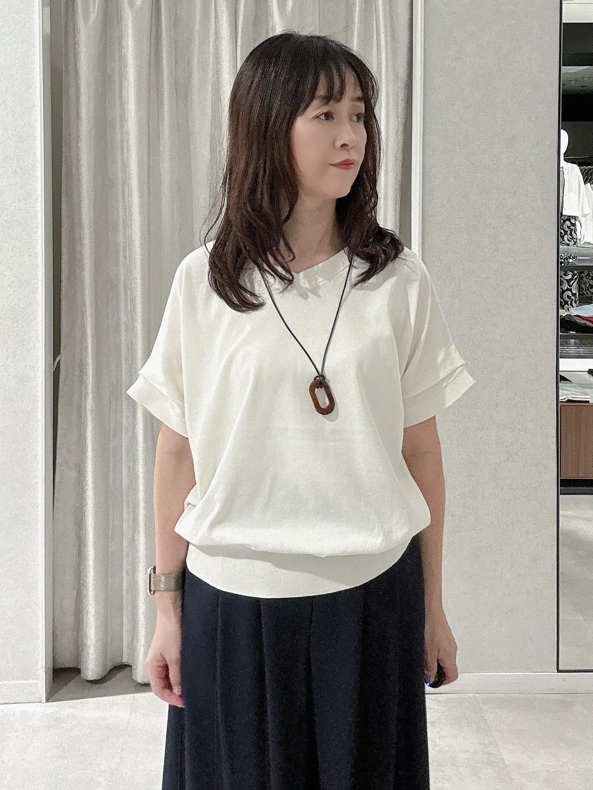 makiさんの「UNTITLED｜【肌に張りつきにくい/前後2WAY】ドライタッチコットンプルオーバー」を使ったコーディネート