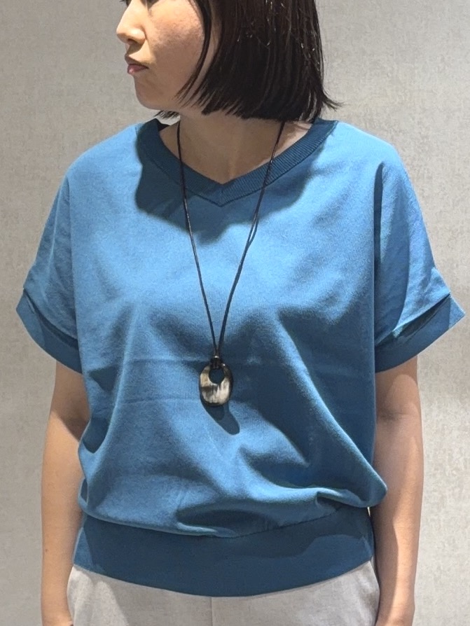 わたなべさんの「UNTITLED｜【肌に張りつきにくい/前後2WAY】ドライタッチコットンプルオーバー」を使ったコーディネート