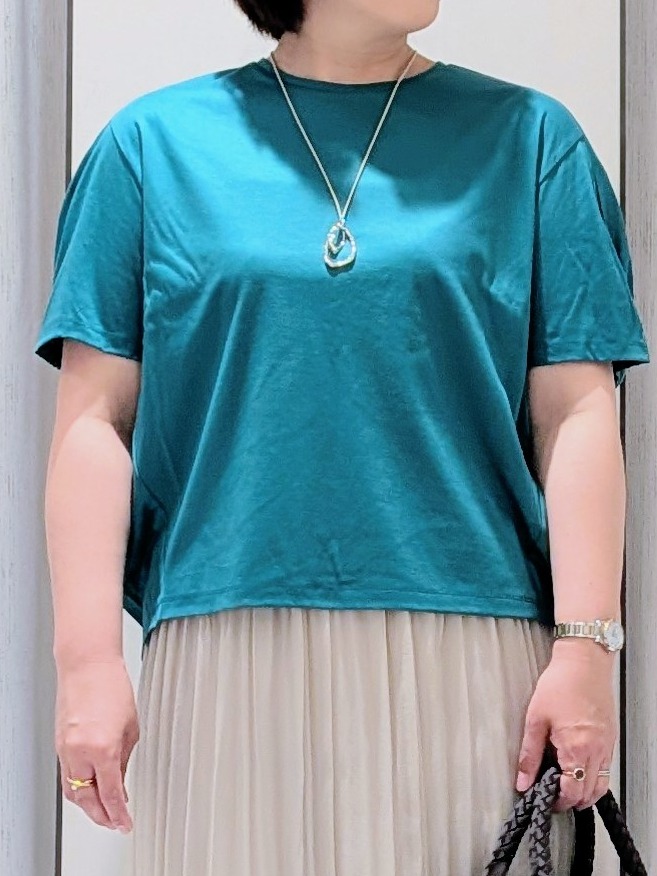 Onumaさんの「UNTITLED｜◆【ウエストゴム/洗える】エアリーシアープリーツスカート」を使ったコーディネート