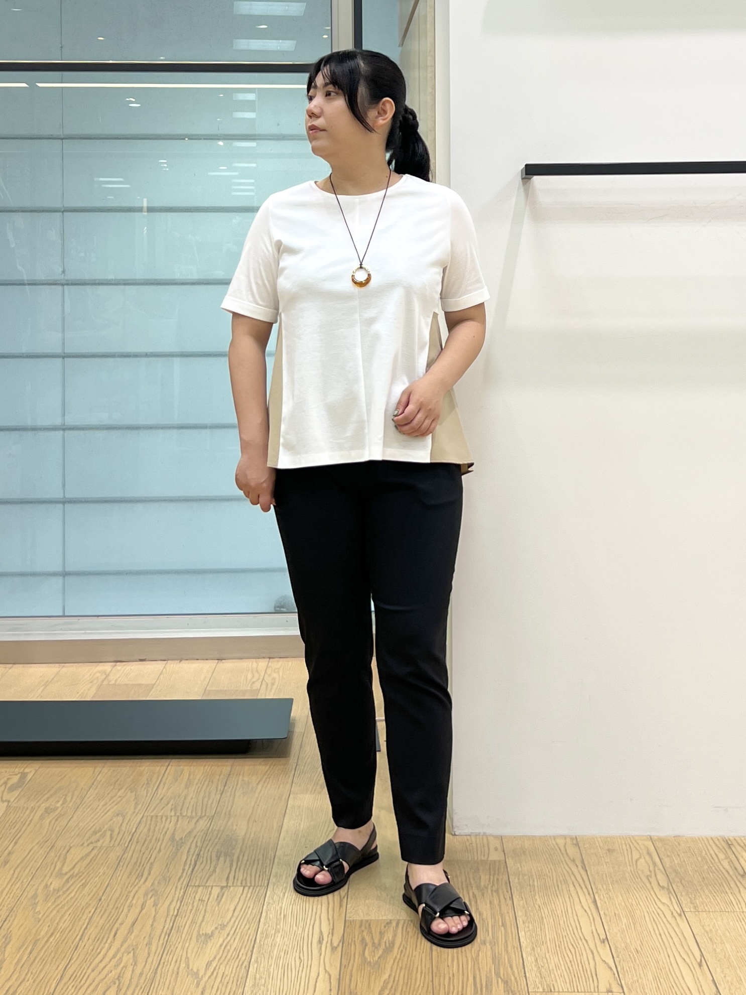 shimaさんの「INDIVI｜【洗える／メッシュ素材／SETUP可能】半袖シアージャケット」を使ったコーディネート