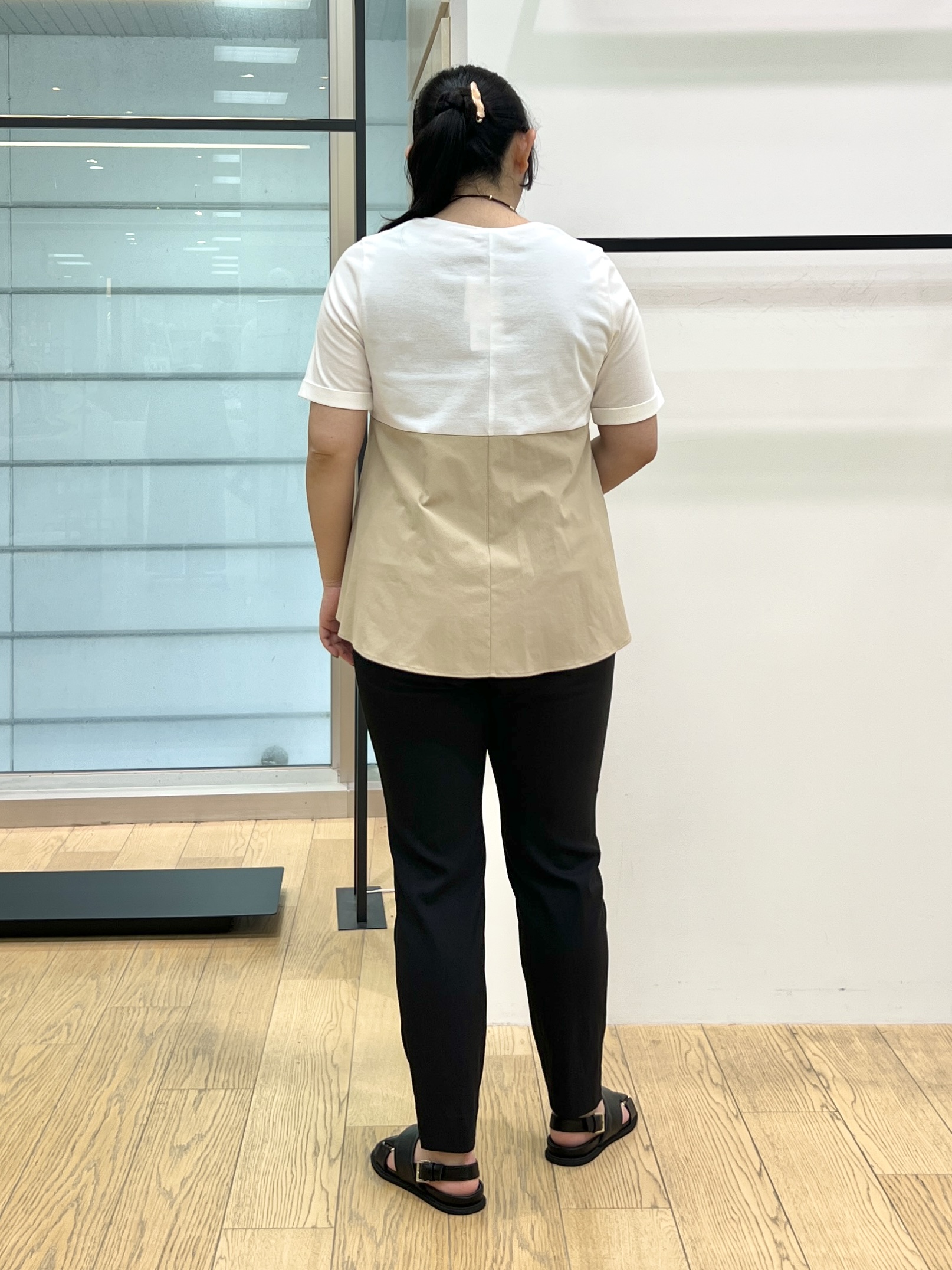 shimaさんの「INDIVI｜【洗える／メッシュ素材／SETUP可能】半袖シアージャケット」を使ったコーディネート