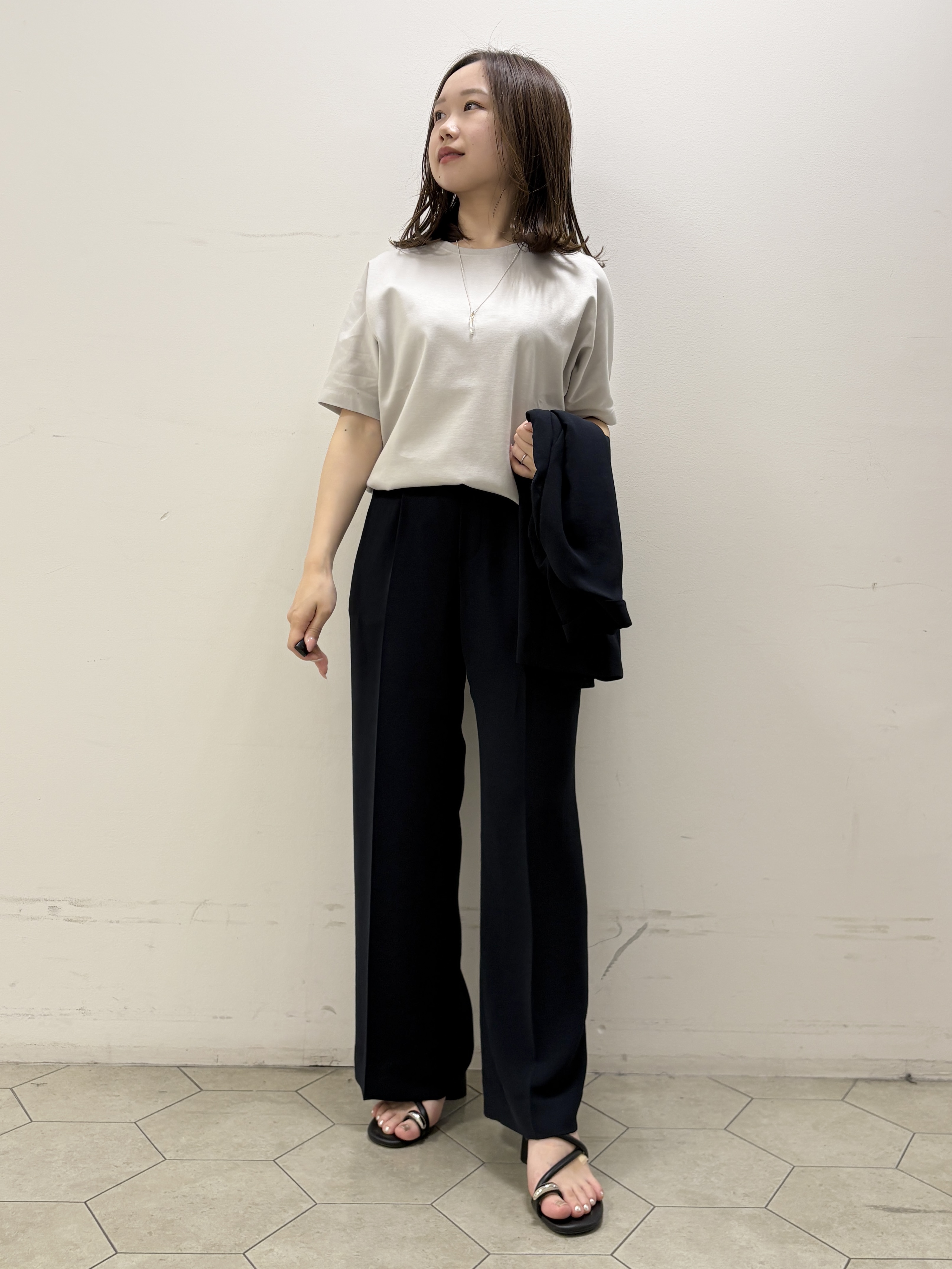 kahoさんの「INDIVI｜【着る日傘】ハーフスリーブダブルジャケット」を使ったコーディネート