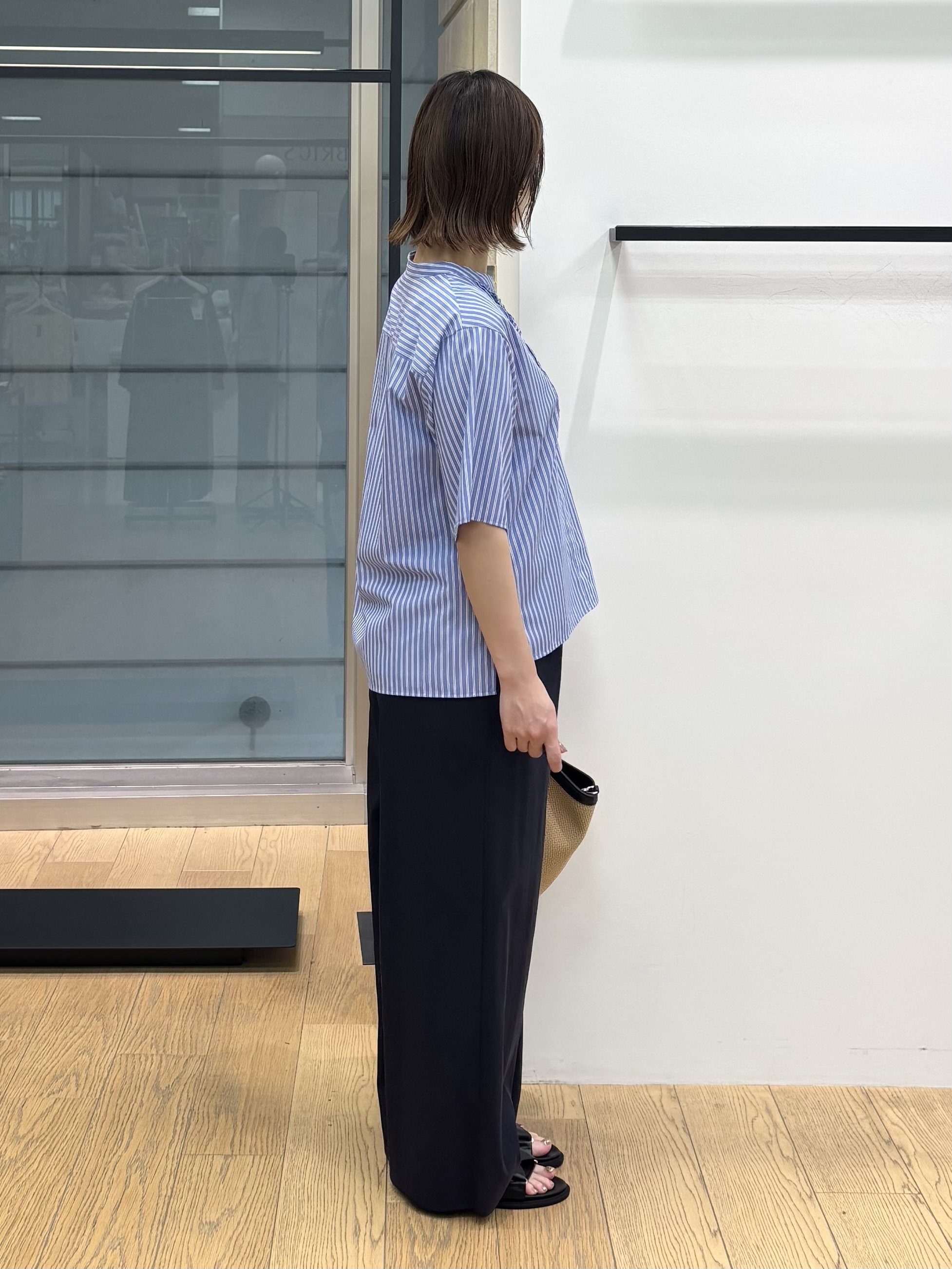 asamiさんの「INDIVI｜【洗える／UVケア／着映え】フリルピンタックブラウス」を使ったコーディネート