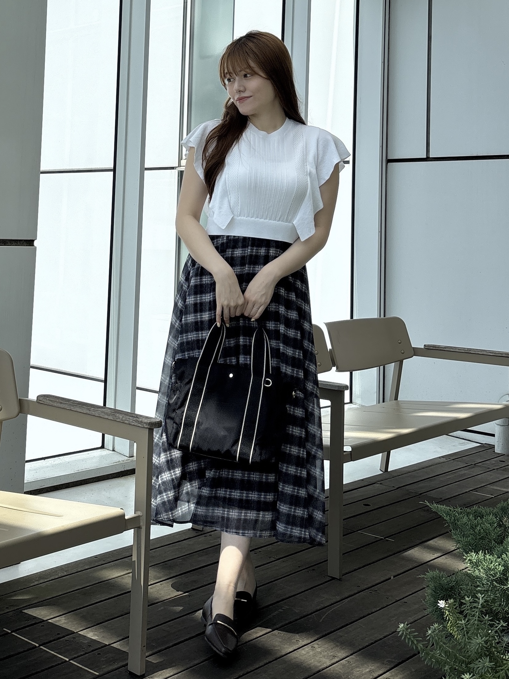 sayaさんの「grove｜【低身長さんも選べる着丈・洗濯機◎】1枚で華やか 肩フリルニットドッキングワンピース」を使ったコーディネート