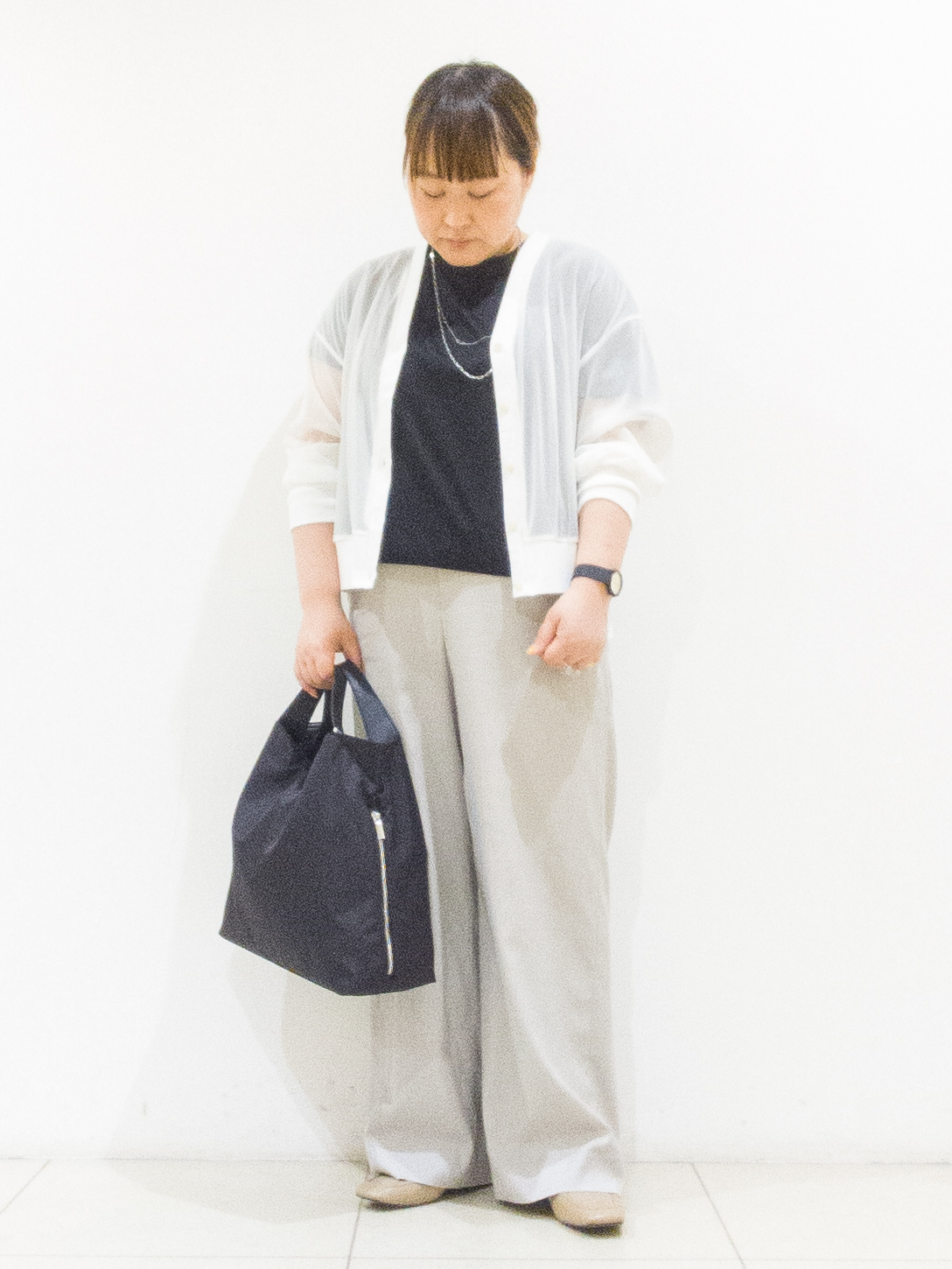 takedaさんの「UNTITLED｜【7色展開/ゆったり/ショート丈】シアートリコットカーディガン」を使ったコーディネート