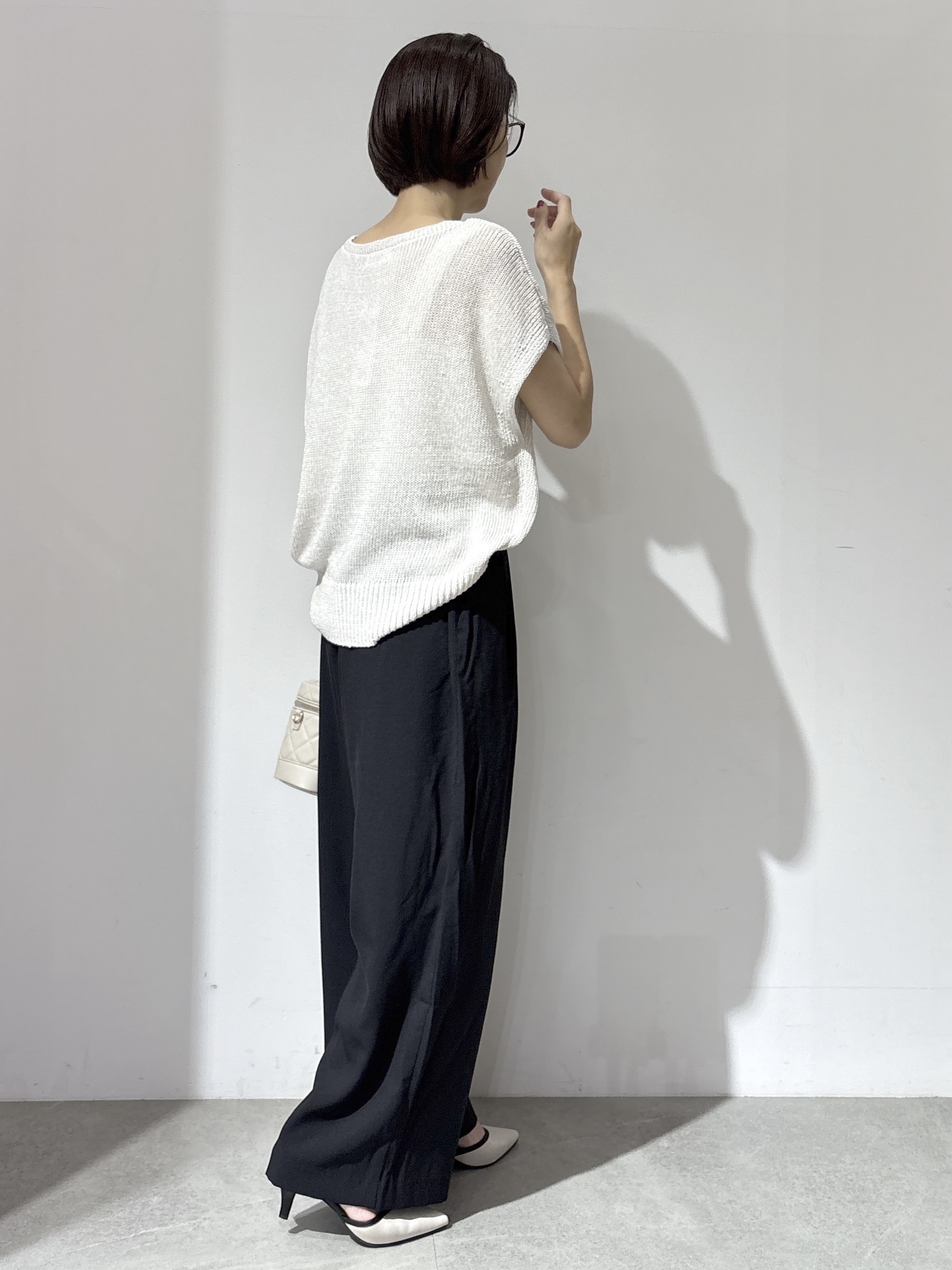 NAKAさんの「OPAQUE.CLIP｜ラメメッシュ フレンチスリーブニット【洗濯機OK】」を使ったコーディネート