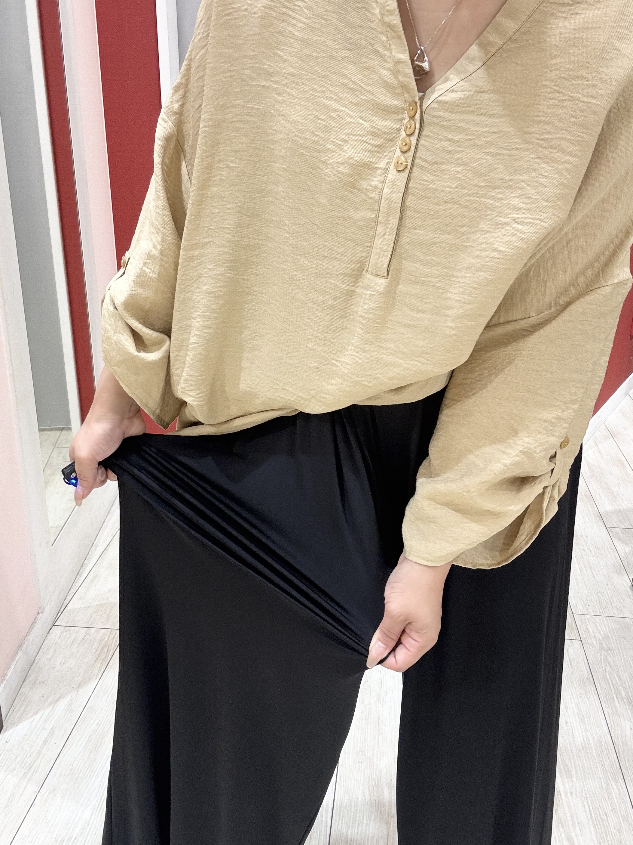 shioさんの「SHOO･LA･RUE｜【S-LL/洗濯後しわになりにくい】ゆるっと体型カバー 7分袖コクーンチュニック」を使ったコーディネート
