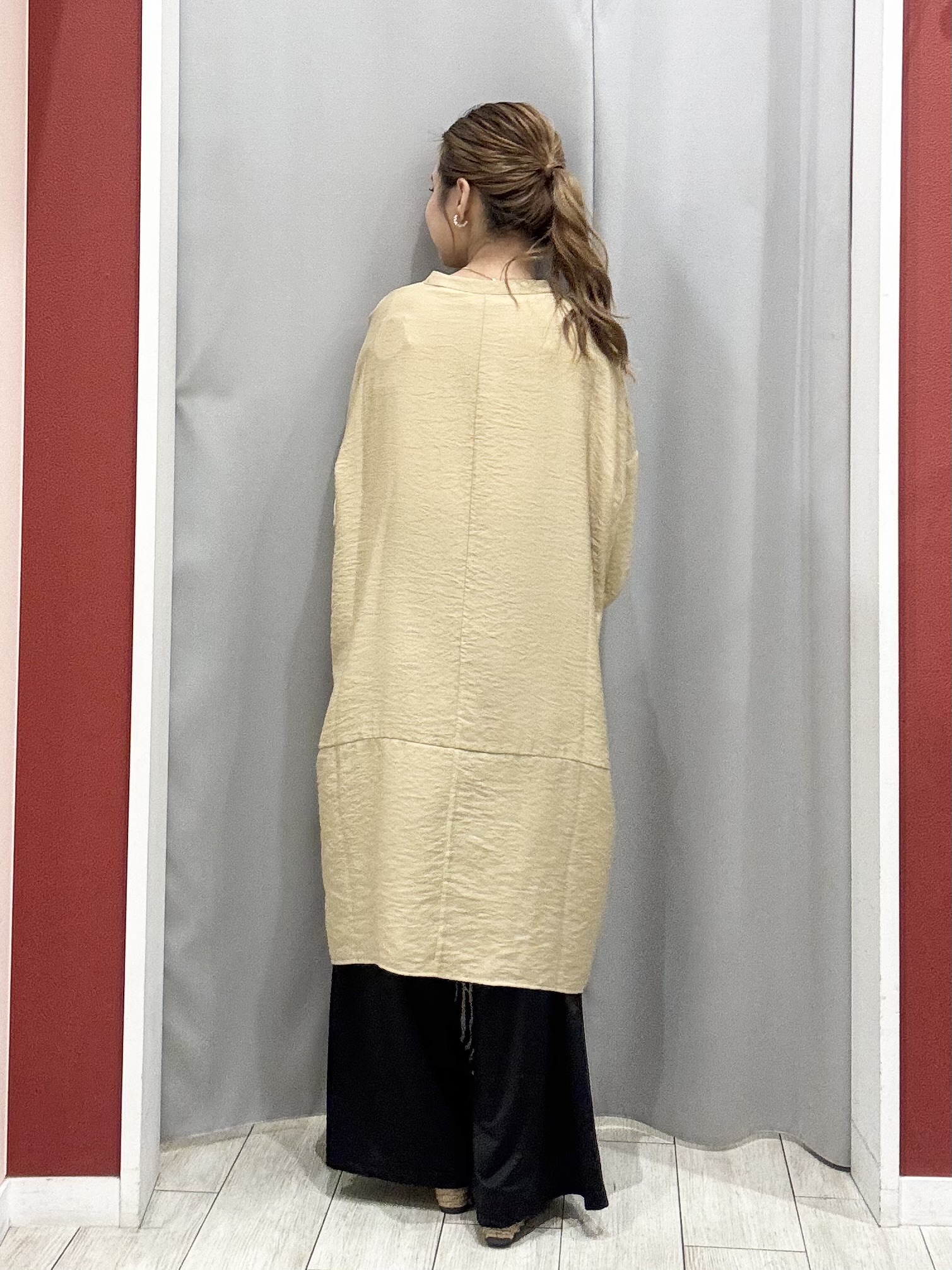 shioさんの「SHOO･LA･RUE｜【S-LL/洗濯後しわになりにくい】ゆるっと体型カバー 7分袖コクーンチュニック」を使ったコーディネート
