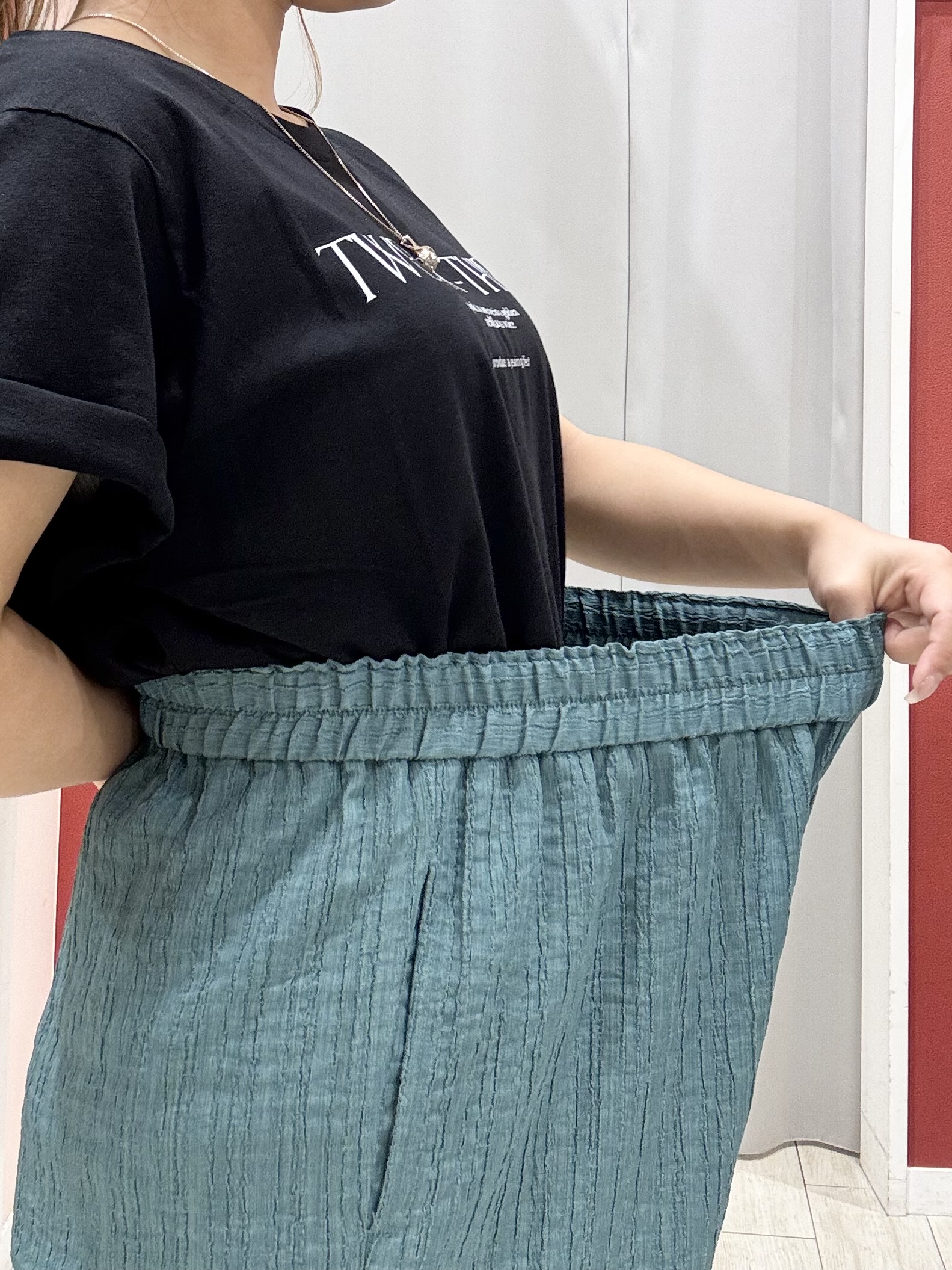 shioさんの「SHOO･LA･RUE｜【UV/体型カバー】冷房や朝晩の冷え込み対策にも さらとろ5分袖カーディガン」を使ったコーディネート