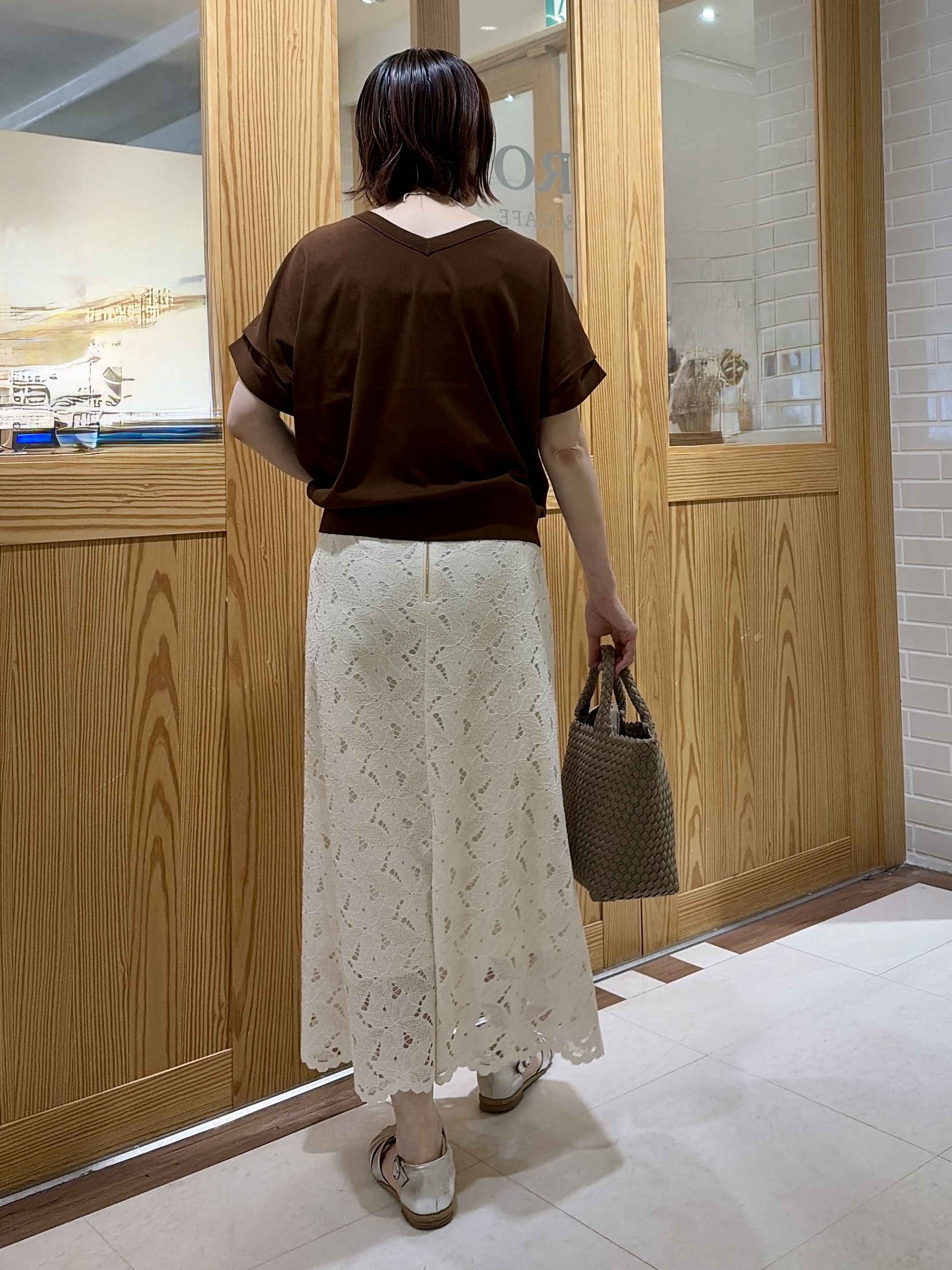 ゆうさんの「UNTITLED｜【肌に張りつきにくい/前後2WAY】ドライタッチコットンプルオーバー」を使ったコーディネート