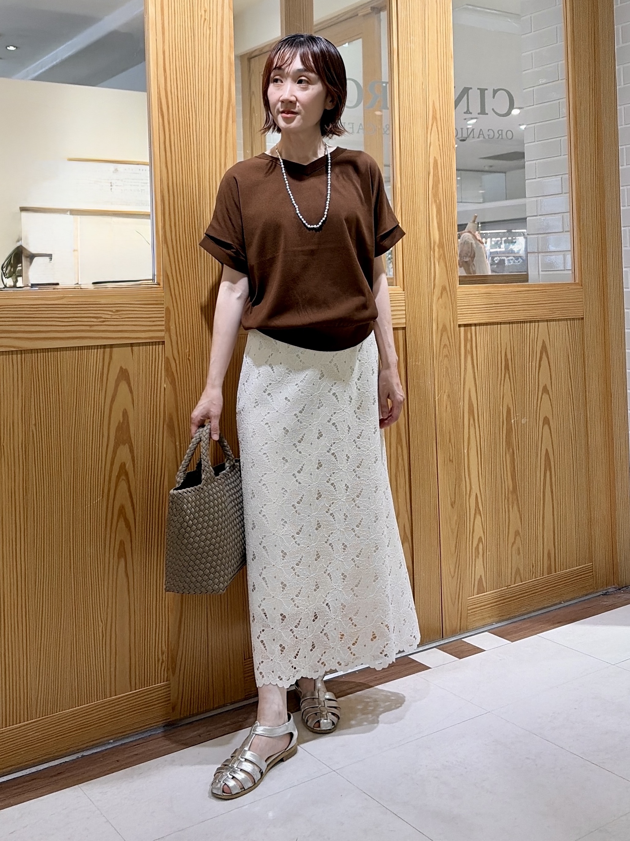 ゆうさんの「UNTITLED｜【肌に張りつきにくい/前後2WAY】ドライタッチコットンプルオーバー」を使ったコーディネート