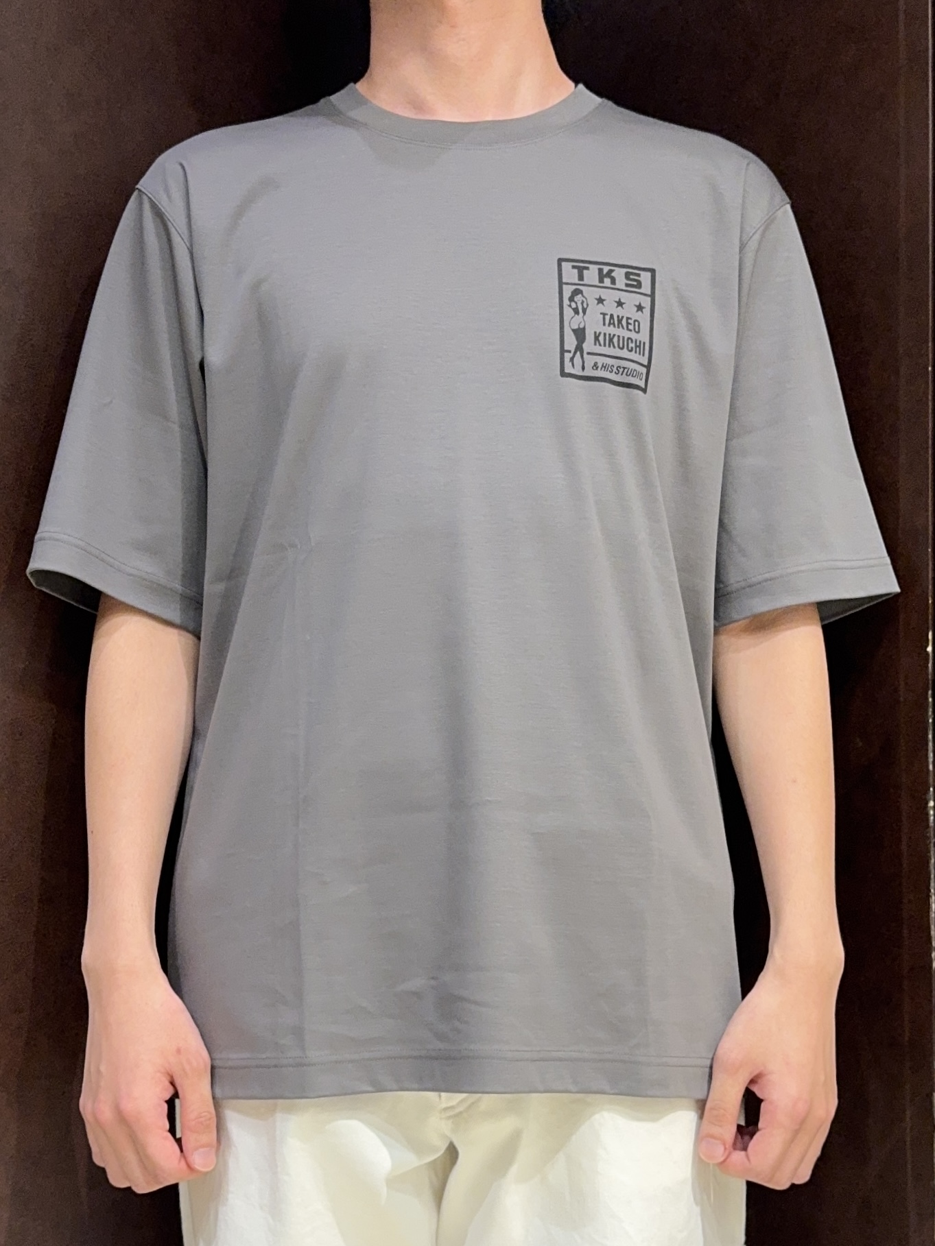 shuheiさんの「TAKEO KIKUCHI｜【BOWLER HAT LABEL】アイスクリアコットン ラッキーセブン 半袖Tシャツ」を使ったコーディネート