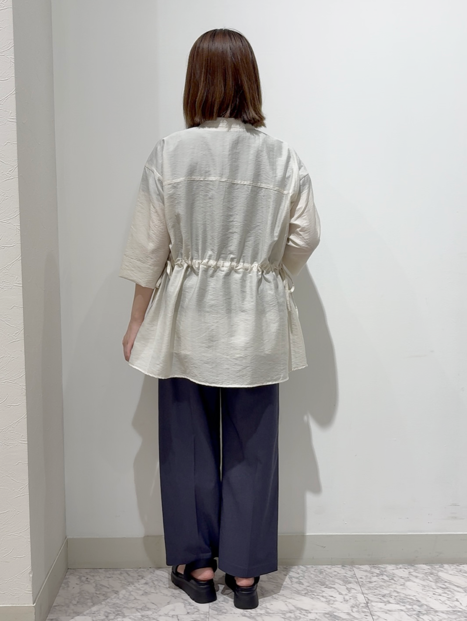しかっちさんの「grove｜5分袖ver登場！【体型カバー・洗える】シアーサファリシャツジャケット」を使ったコーディネート