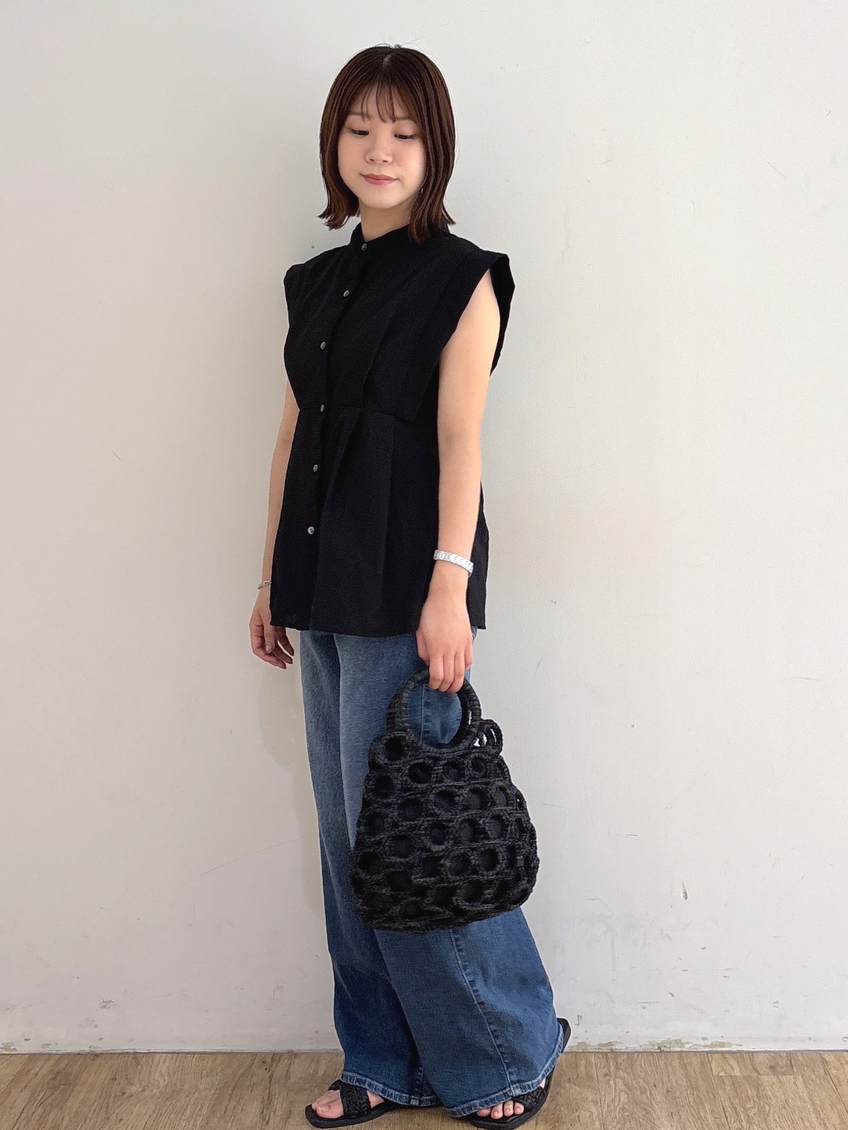 mireiさんの「OPAQUE.CLIP｜『STORY Web7月掲載』ペプラムブラウス《通気性／吸水速乾／UVケア／防シワ／洗濯機OK》」を使ったコーディネート