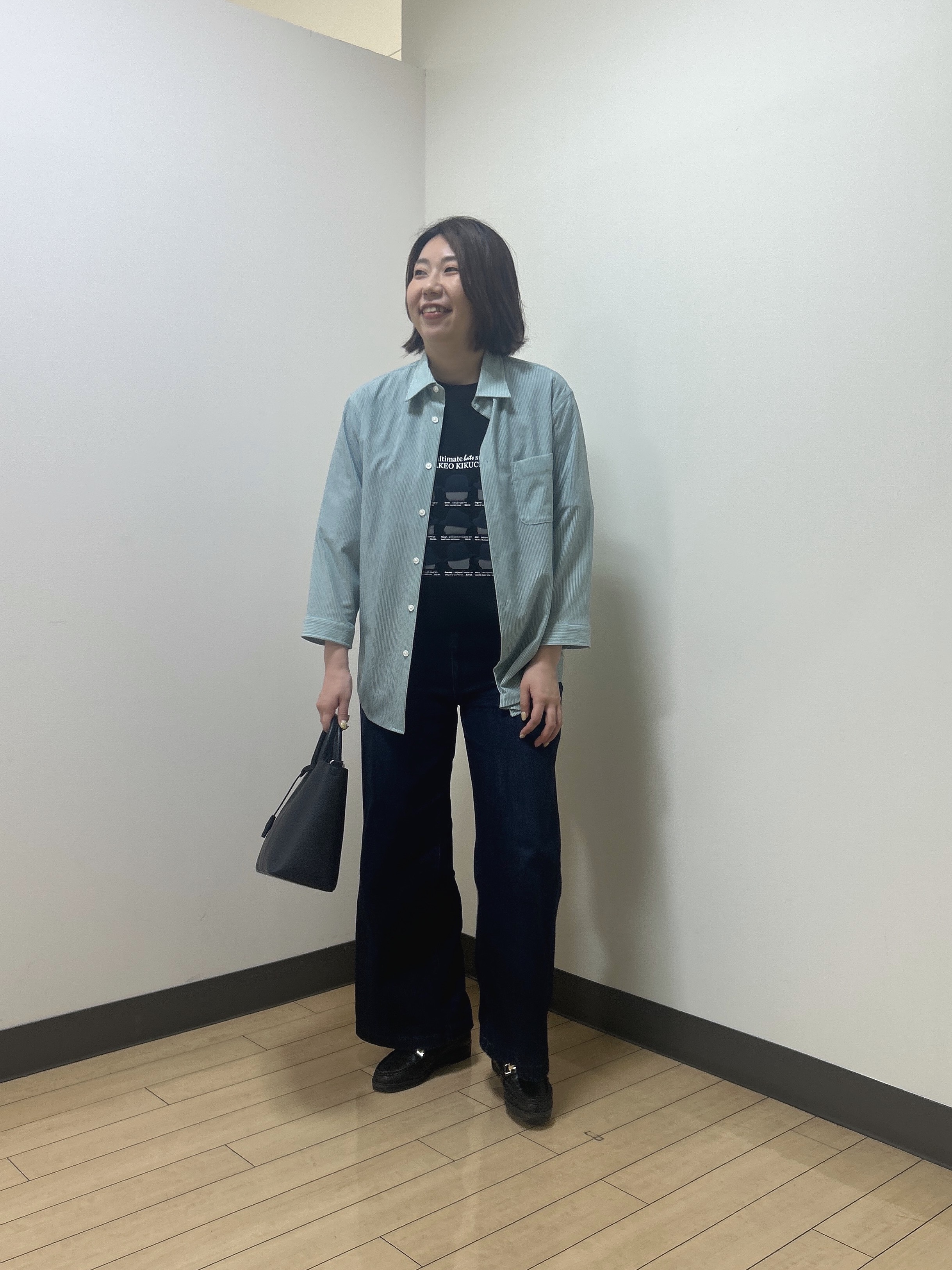 okaさんの「TAKEO KIKUCHI｜【通気性】トリコットサッカー 7分袖シャツ」を使ったコーディネート