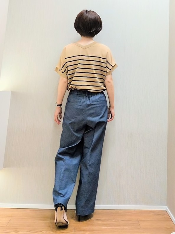 ミズタさんの「UNTITLED｜【肌に張りつきにくい/前後2WAY】ドライタッチコットンプルオーバー」を使ったコーディネート