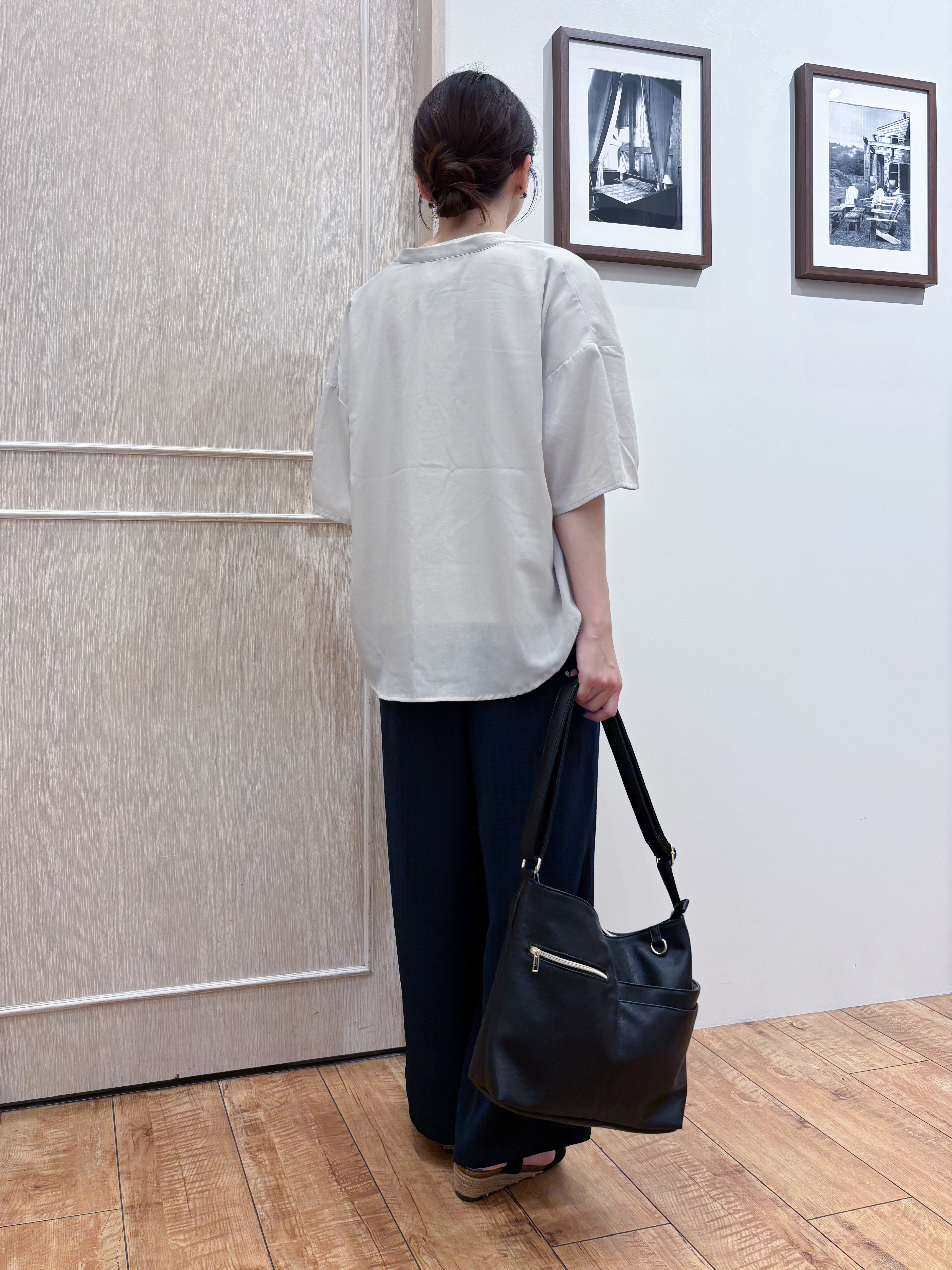 なみさんの「SHOO･LA･RUE｜【洗濯機可/S-LL】大人の抜け感 ゆるっと5分袖シャツ」を使ったコーディネート