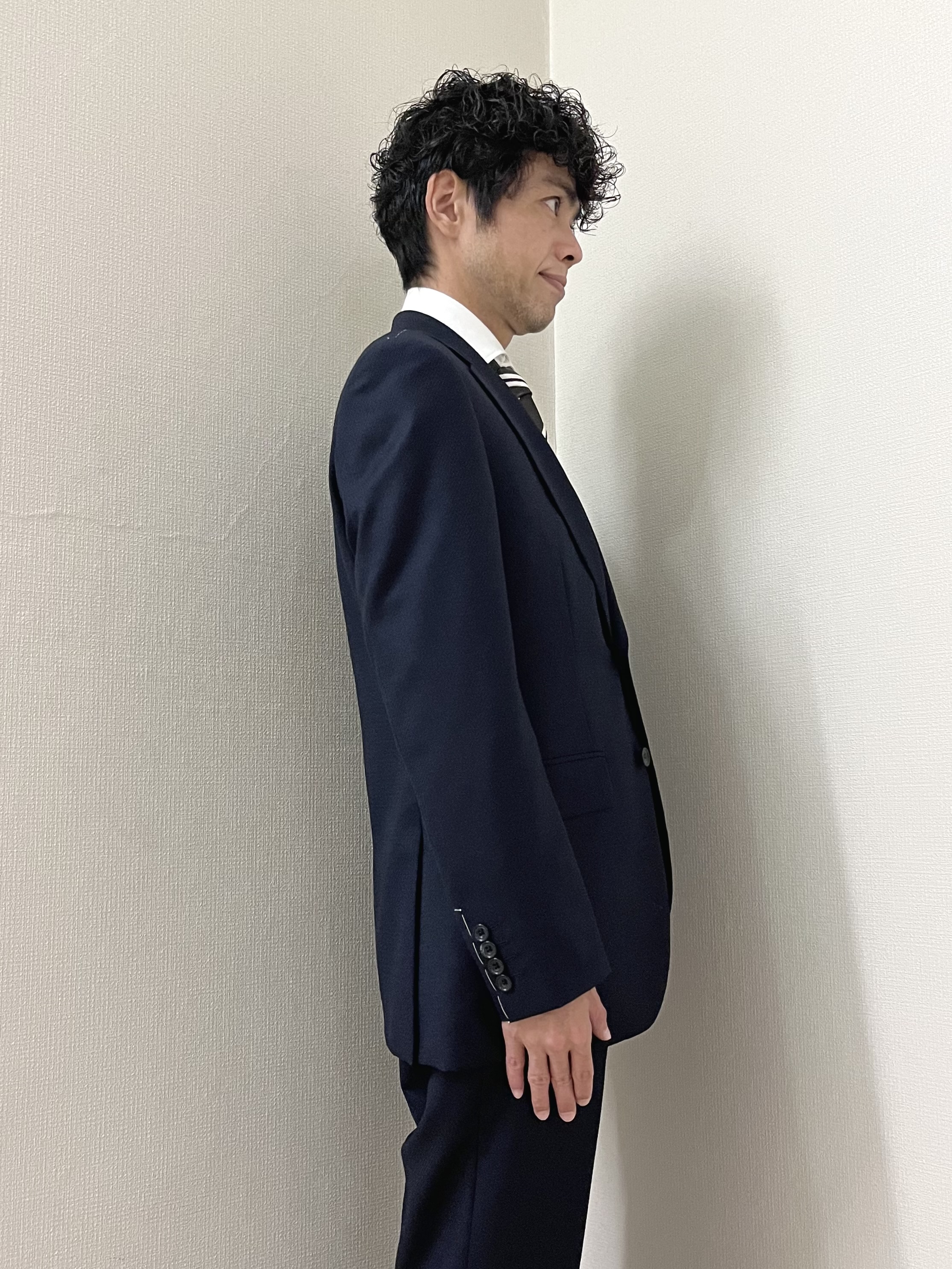 URAさんの「TAKEO KIKUCHI｜【Made in JAPAN】立菱（たてびし）スーツ」を使ったコーディネート
