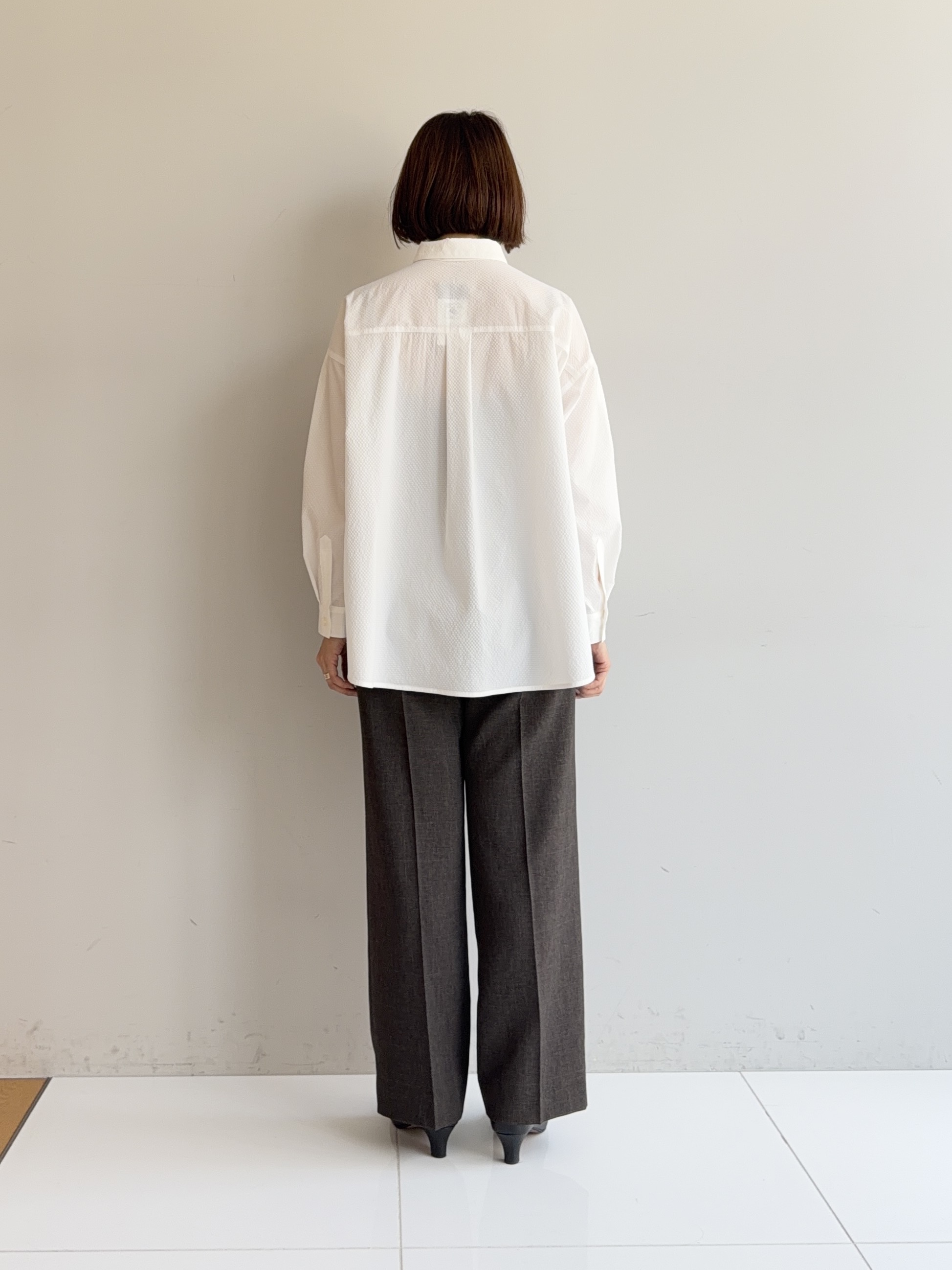 murayamaさんの「INDIVI｜【洗える／UVケア／ベルト付】サッカー素材シャツ」を使ったコーディネート