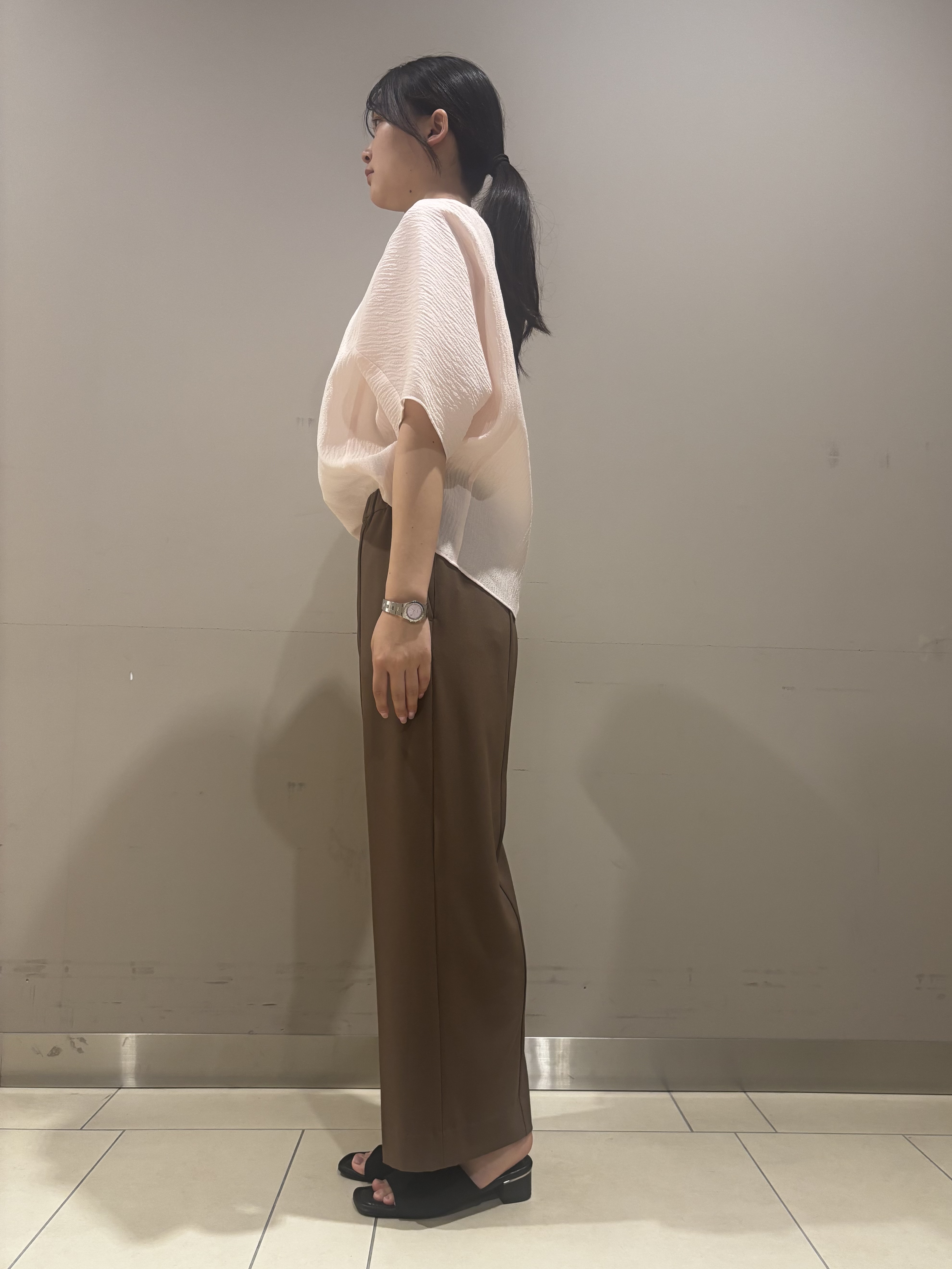 Misakiさんの「INDIVI｜【華奢見え】ジャカード ドルマントップス」を使ったコーディネート