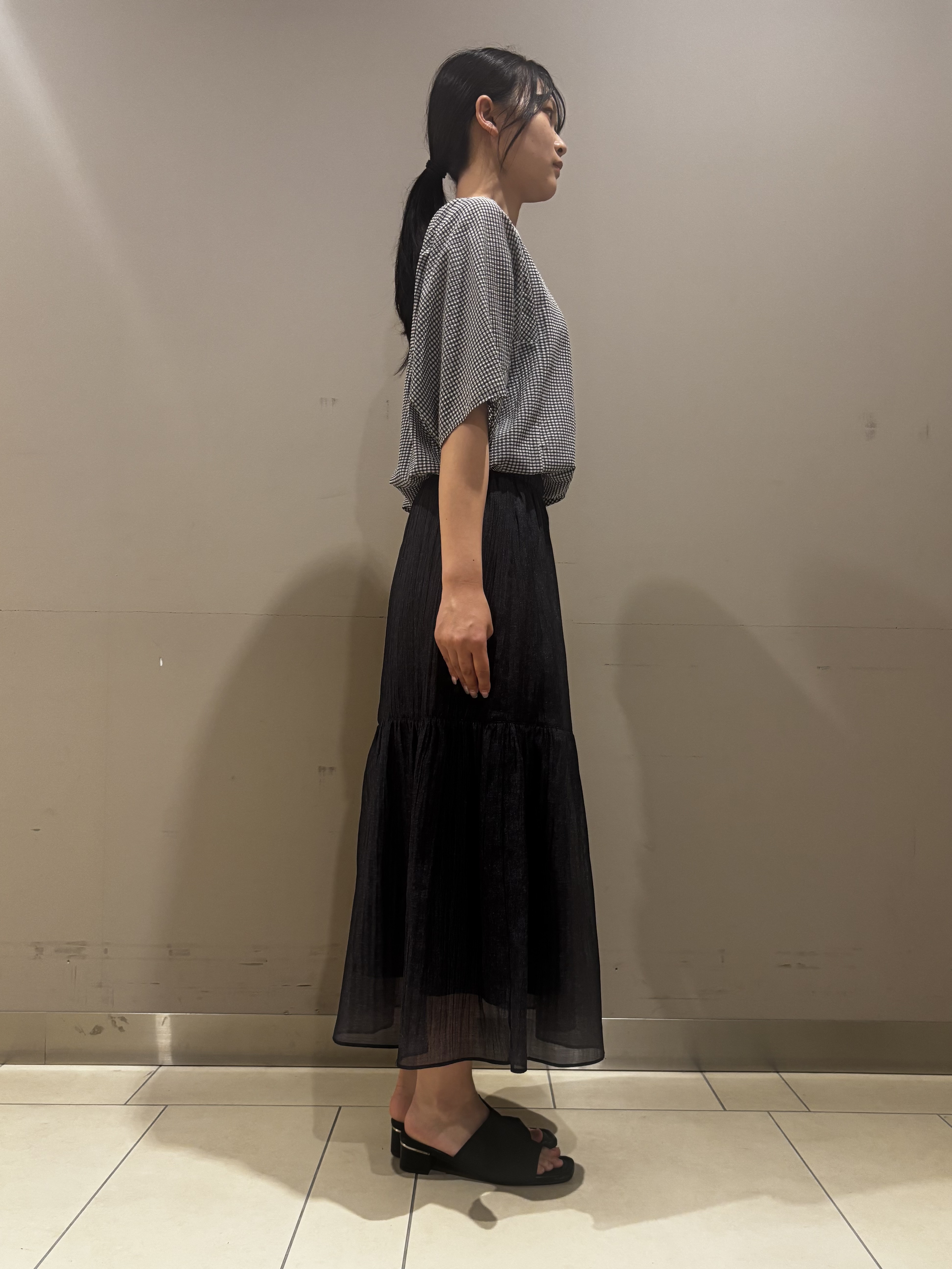 Misakiさんの「INDIVI｜【体型カバー】サッカーチェックドルマントップス」を使ったコーディネート