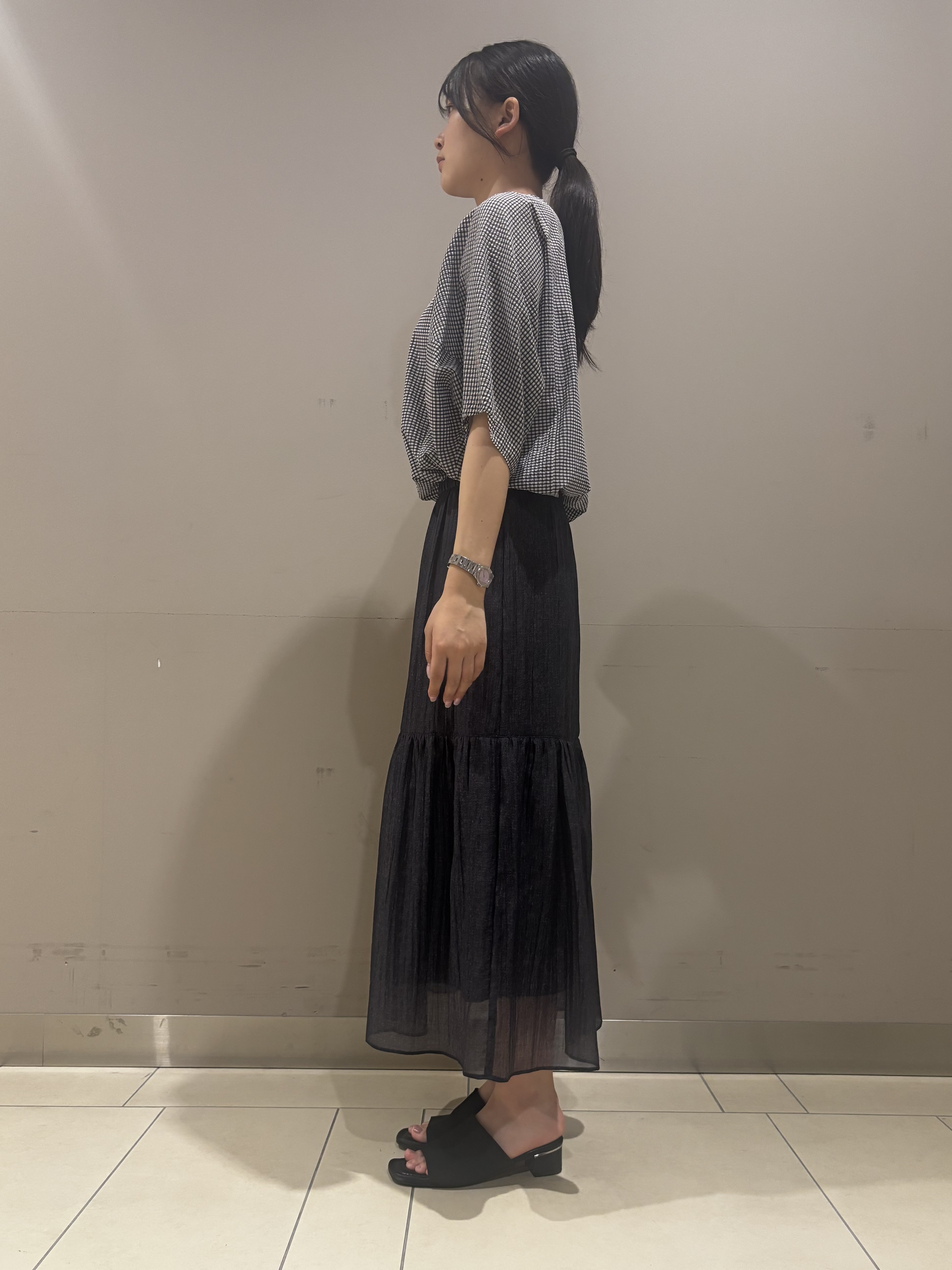 Misakiさんの「INDIVI｜【体型カバー】サッカーチェックドルマントップス」を使ったコーディネート