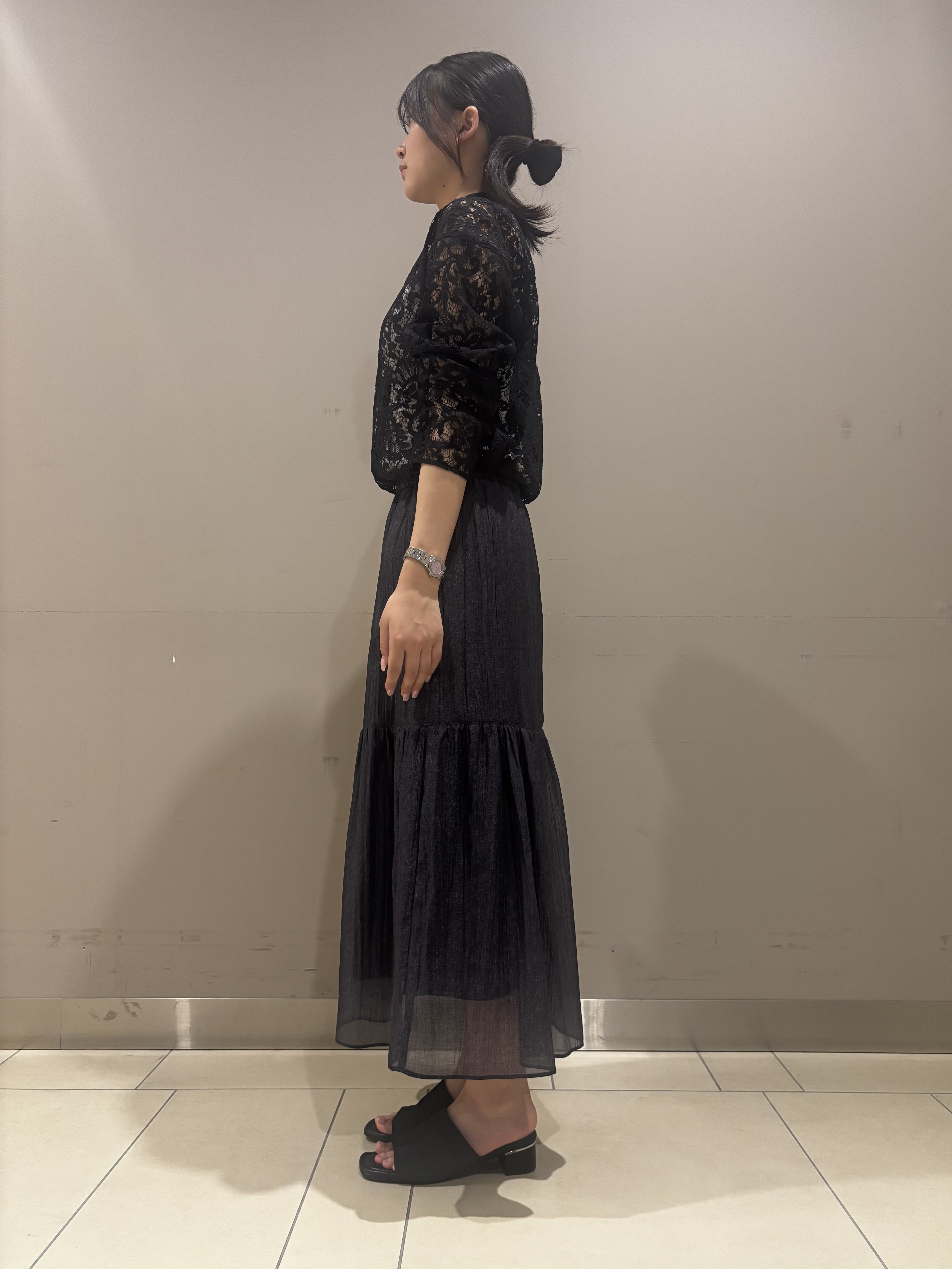 Misakiさんの「INDIVI｜【洗える／トレンド】大人レースシャツ」を使ったコーディネート