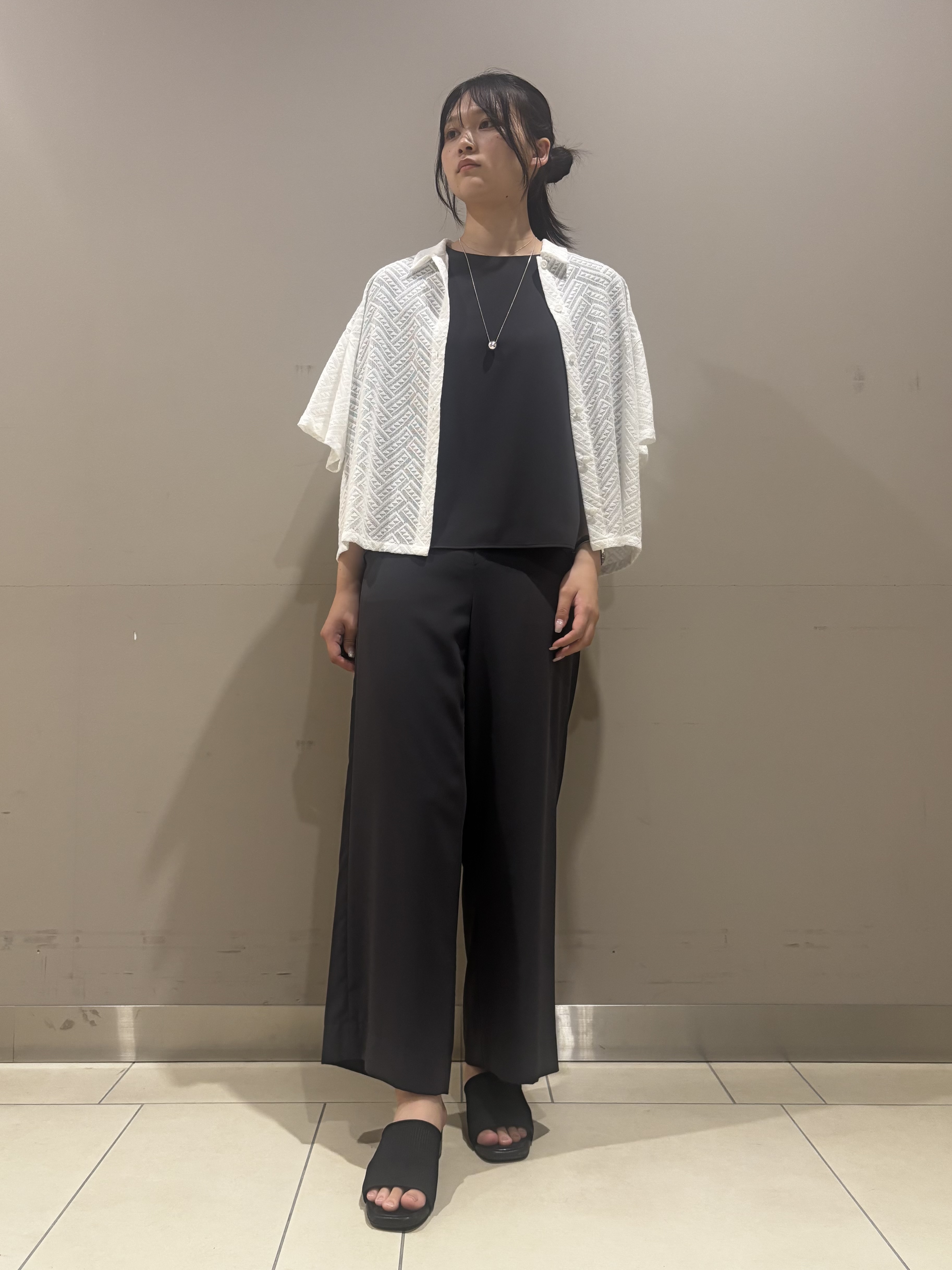 Misakiさんの「INDIVI｜【接触冷感／透湿／着る日傘】ドルマントップス」を使ったコーディネート
