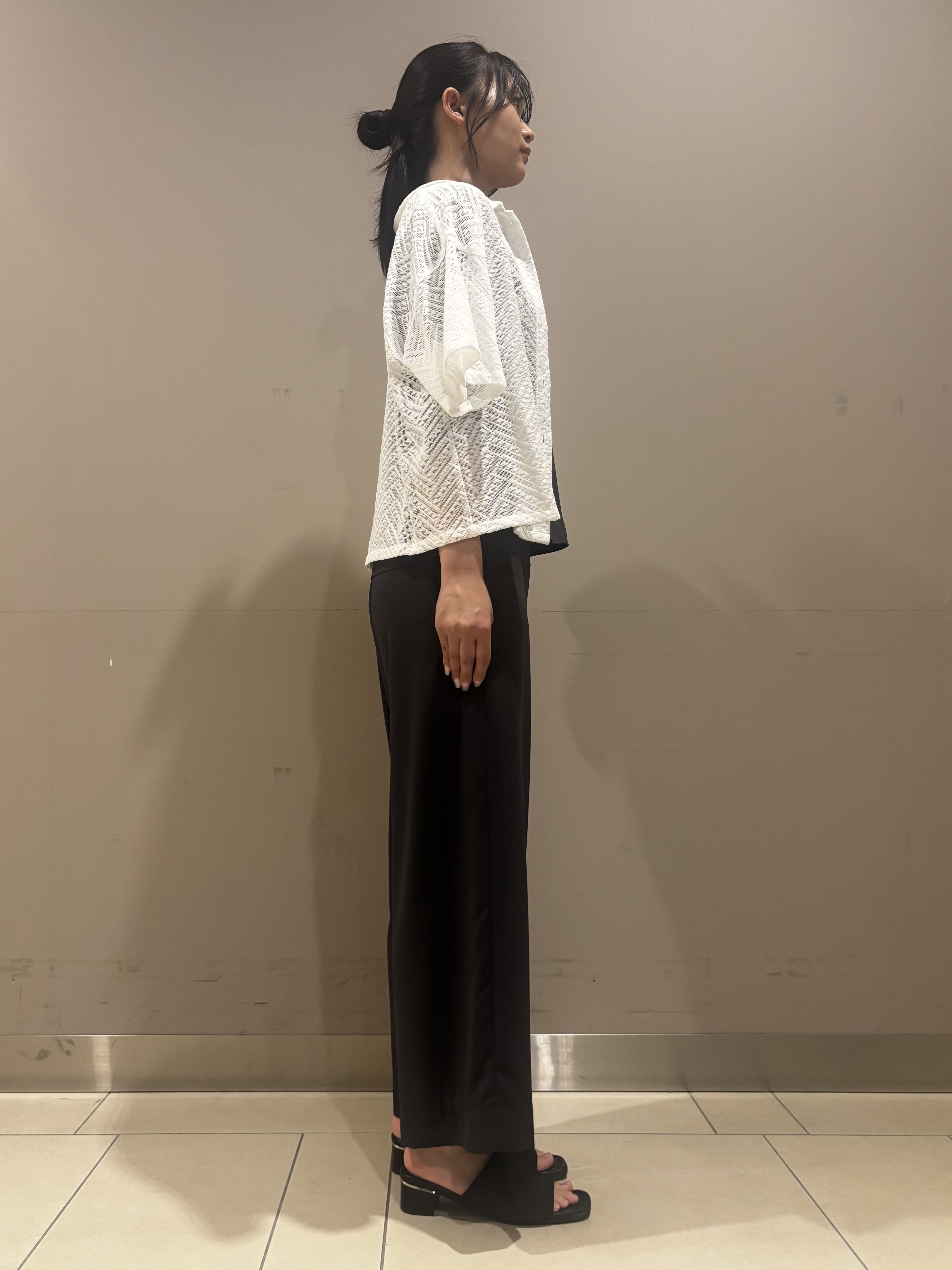 Misakiさんの「INDIVI｜【接触冷感／透湿／着る日傘】ドルマントップス」を使ったコーディネート