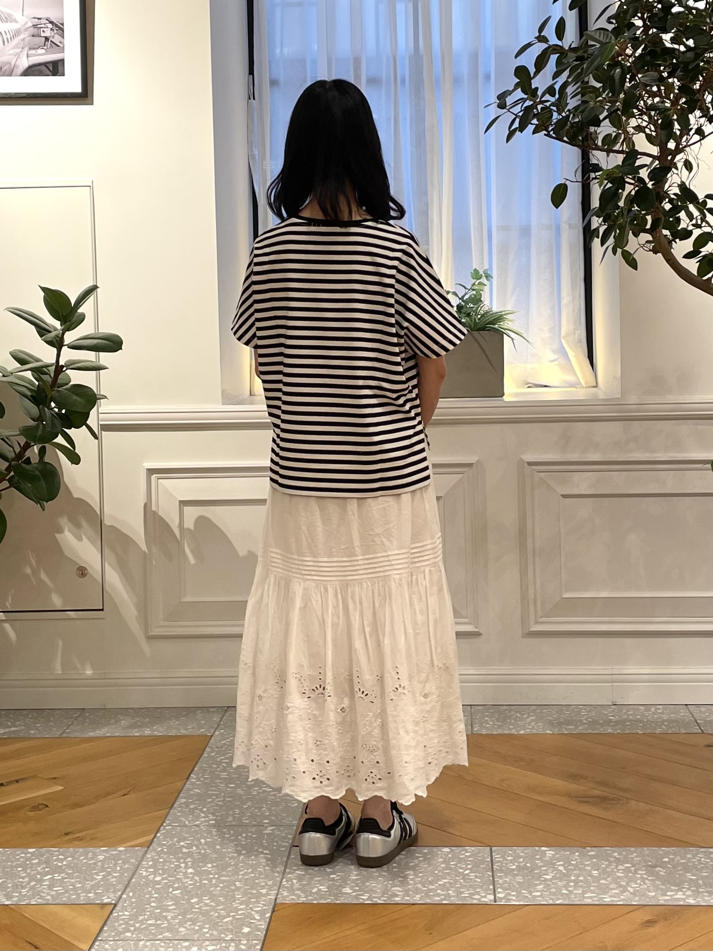 Lilyさんの「DRESSTERIOR｜【接触冷感／抗菌防臭／消臭】アイスクリアコットンドルマンスリーブボーダーTシャツ」を使ったコーディネート