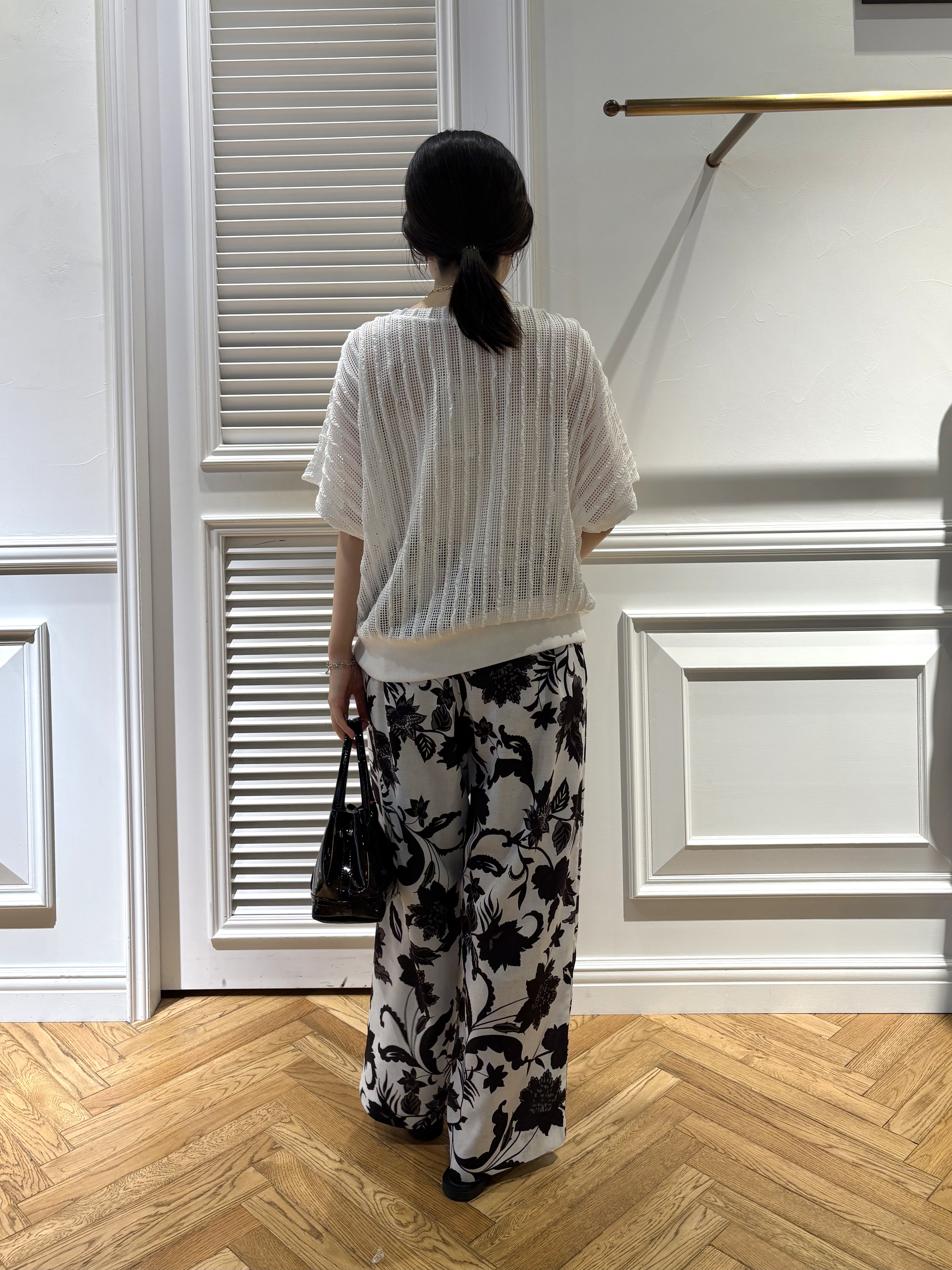 cocoさんの「DRESSTERIOR｜【体型カバー/日除け】ドルマンスリーブ シアーメッシュプルオーバー」を使ったコーディネート