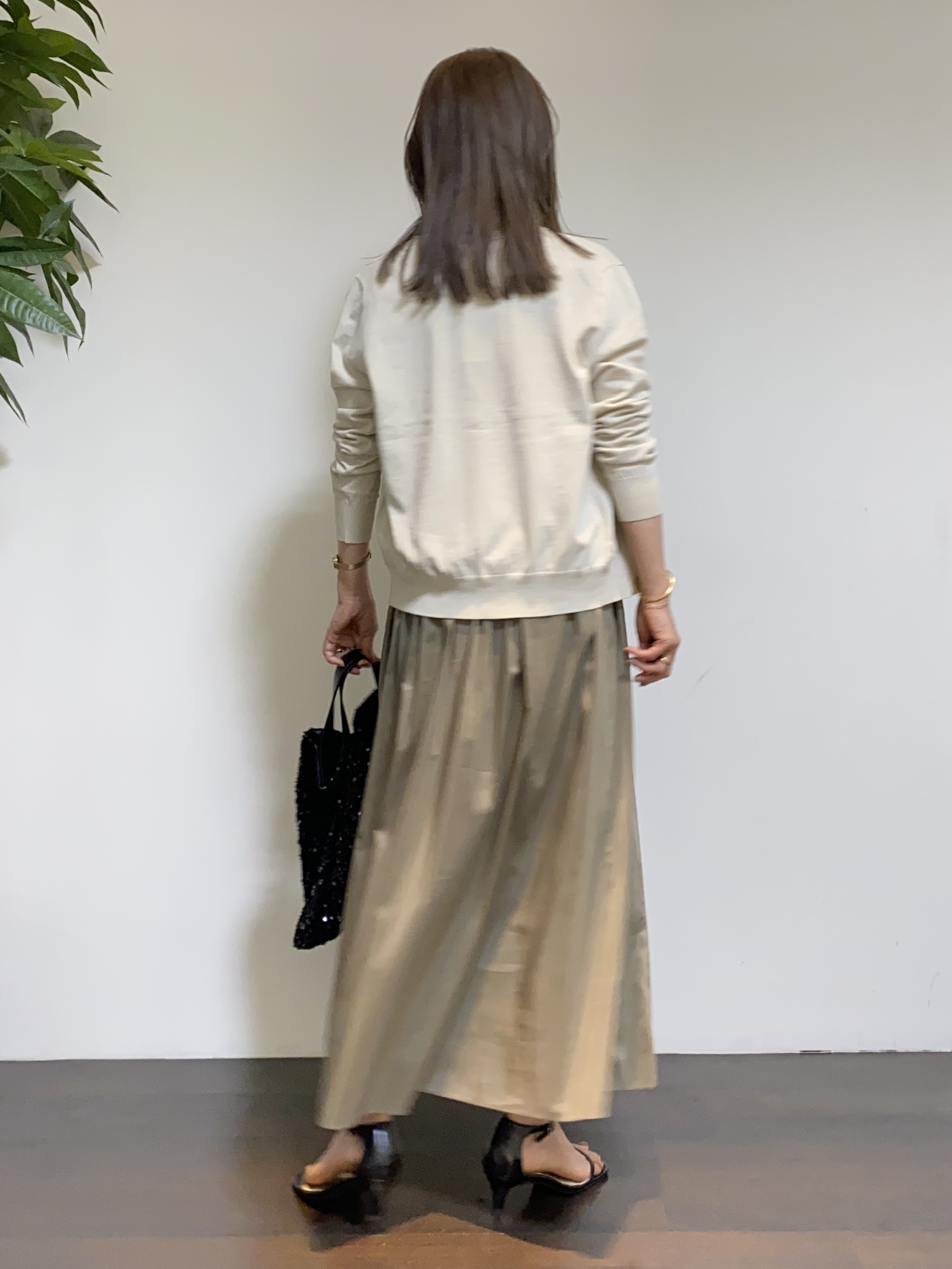 tomoさんの「UNTITLED｜◆【9色展開/アンサンブル可】コットンクルーネックカーディガン」を使ったコーディネート