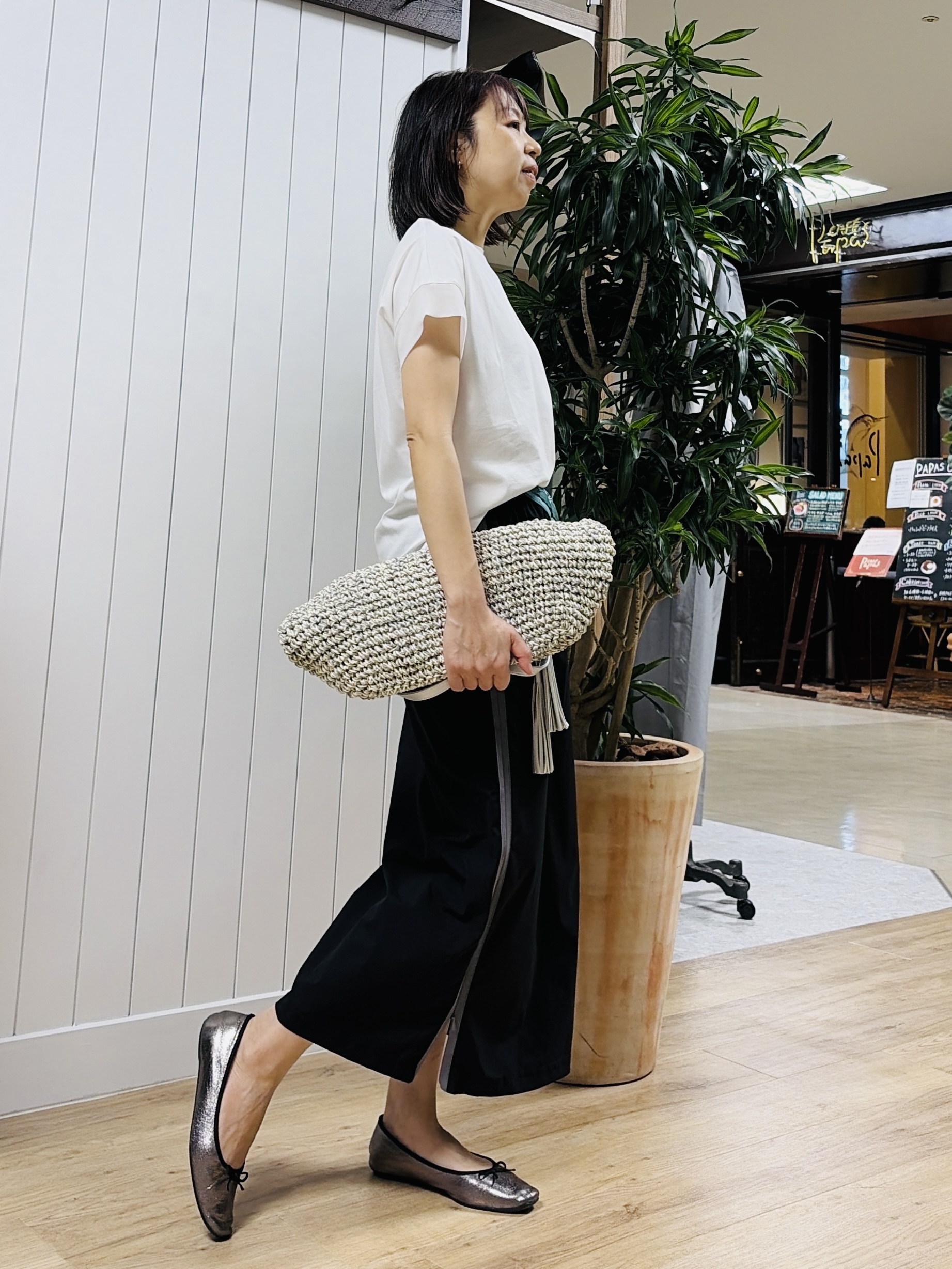 ISOさんの「Dessin｜【UVカット/接触冷感】美光沢カットソー」を使ったコーディネート