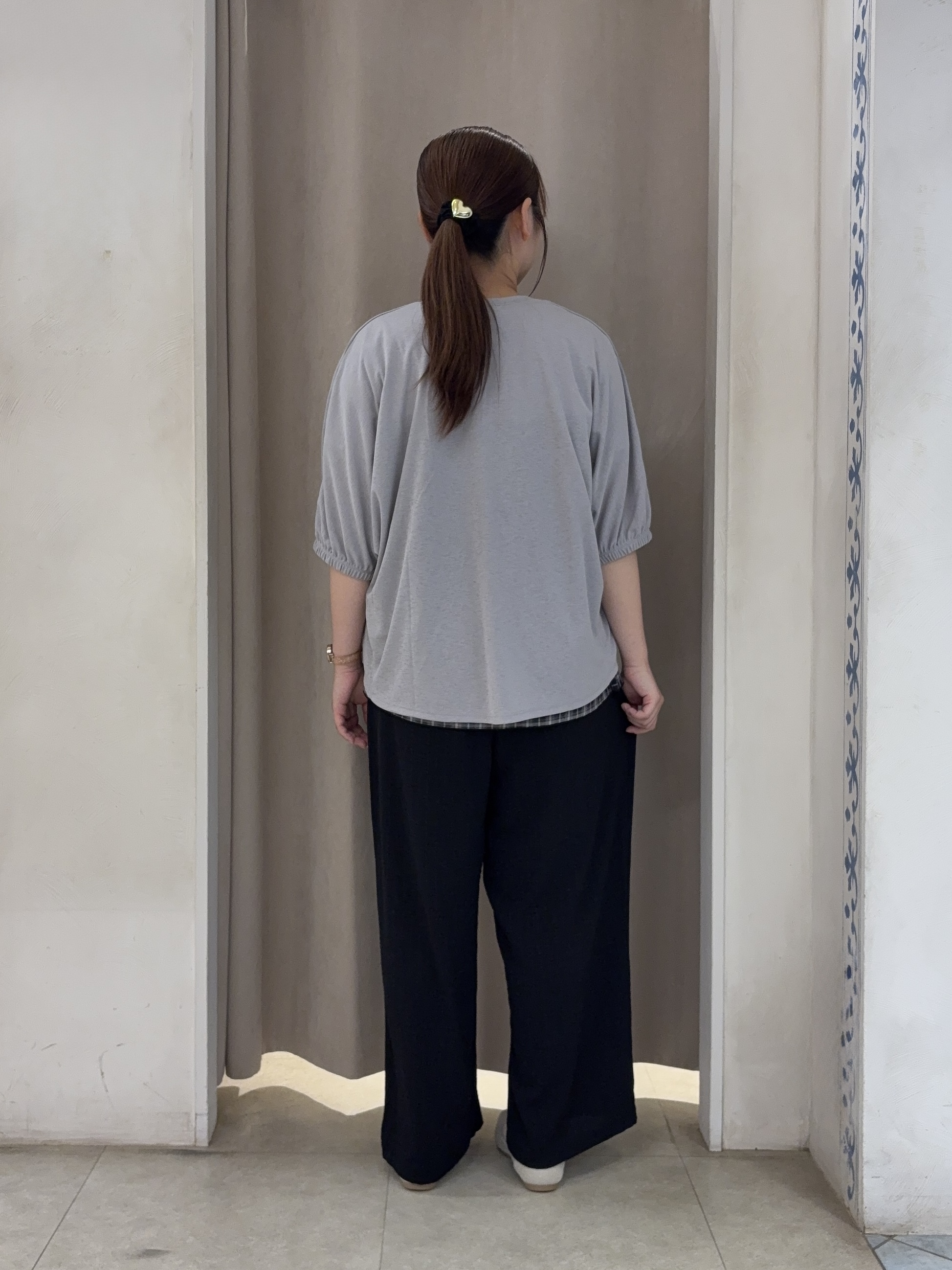SO(R)Aさんの「SHOO･LA･RUE｜【UV/体型カバー】冷房や朝晩の冷え込み対策にも さらとろ5分袖カーディガン」を使ったコーディネート