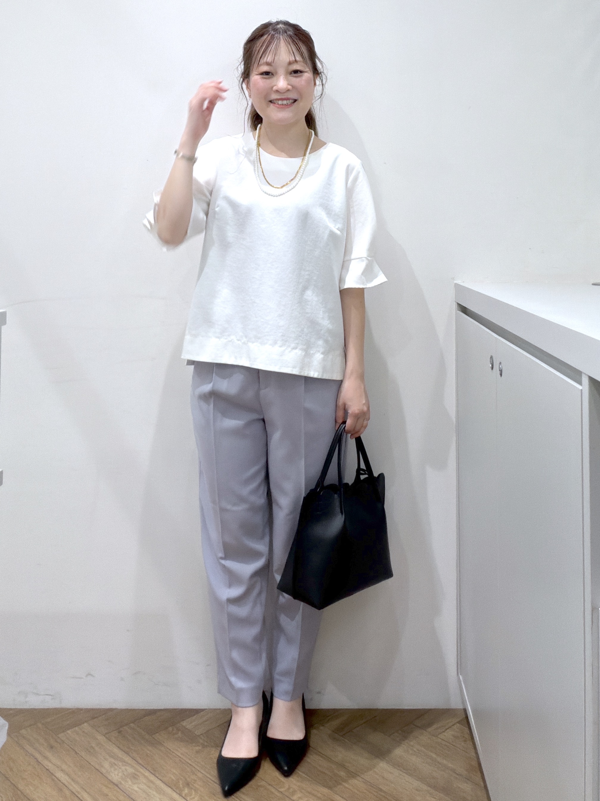 Junさんの「index｜【接触冷感／吸水速乾】タックパフスリーブブラウス《防シワ／洗濯機OK／XS～3L／8col》」を使ったコーディネート