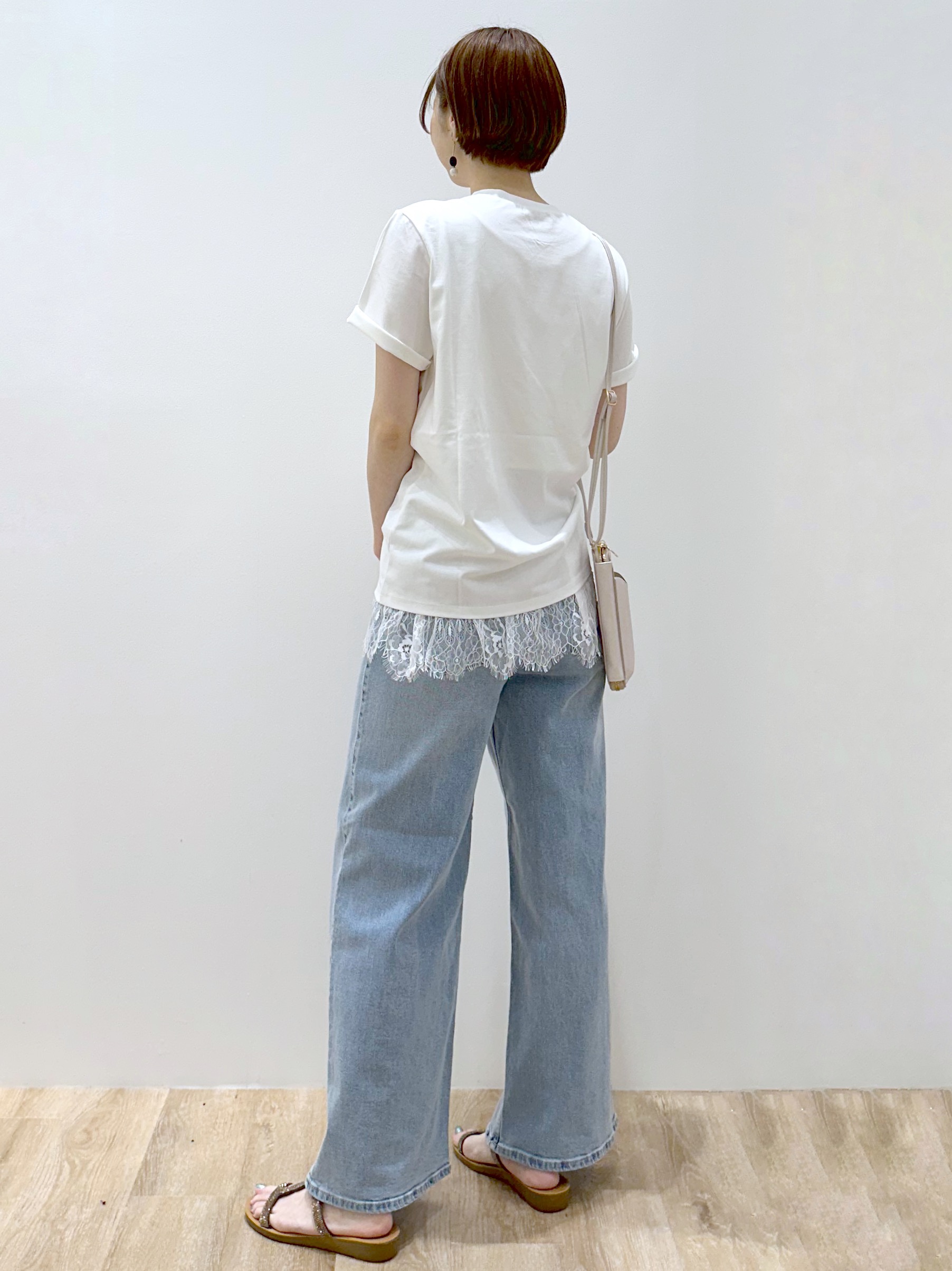 yurieさんの「OPAQUE.CLIP｜アソートロゴTシャツ【洗濯機OK】」を使ったコーディネート