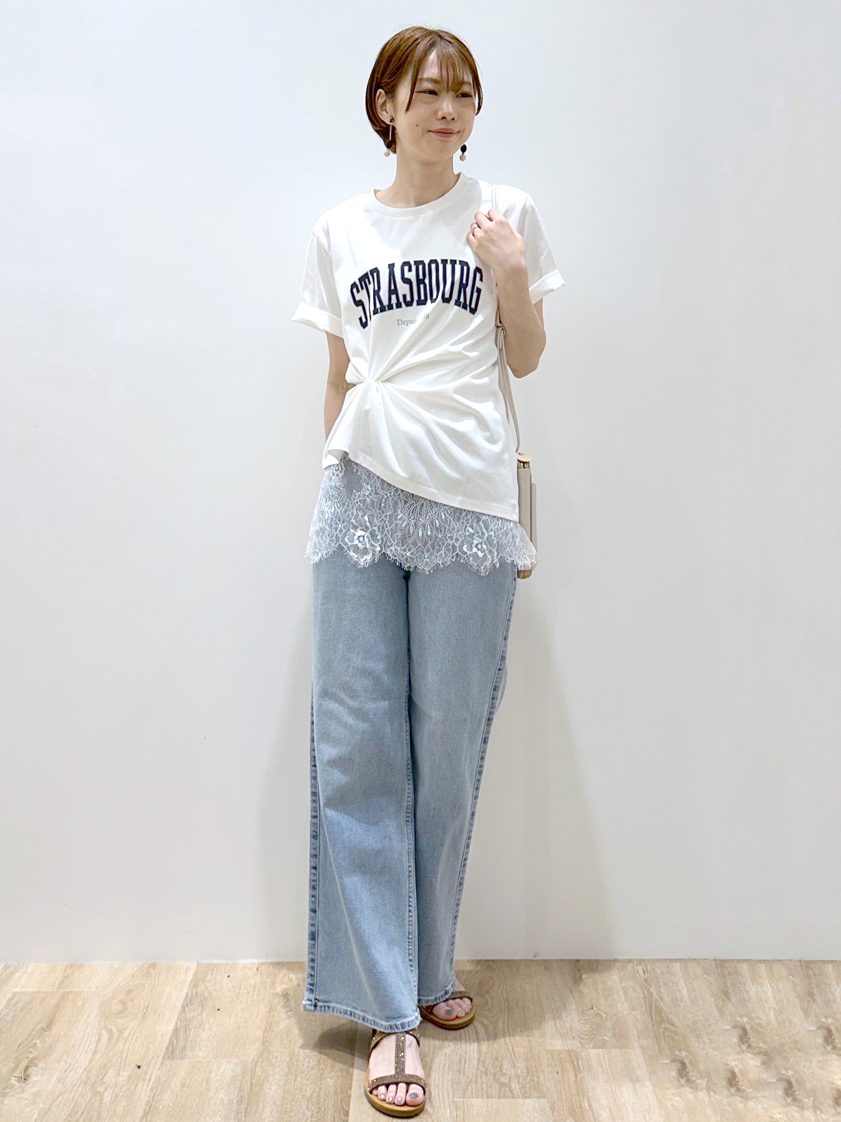 yurieさんの「OPAQUE.CLIP｜アソートロゴTシャツ【洗濯機OK】」を使ったコーディネート