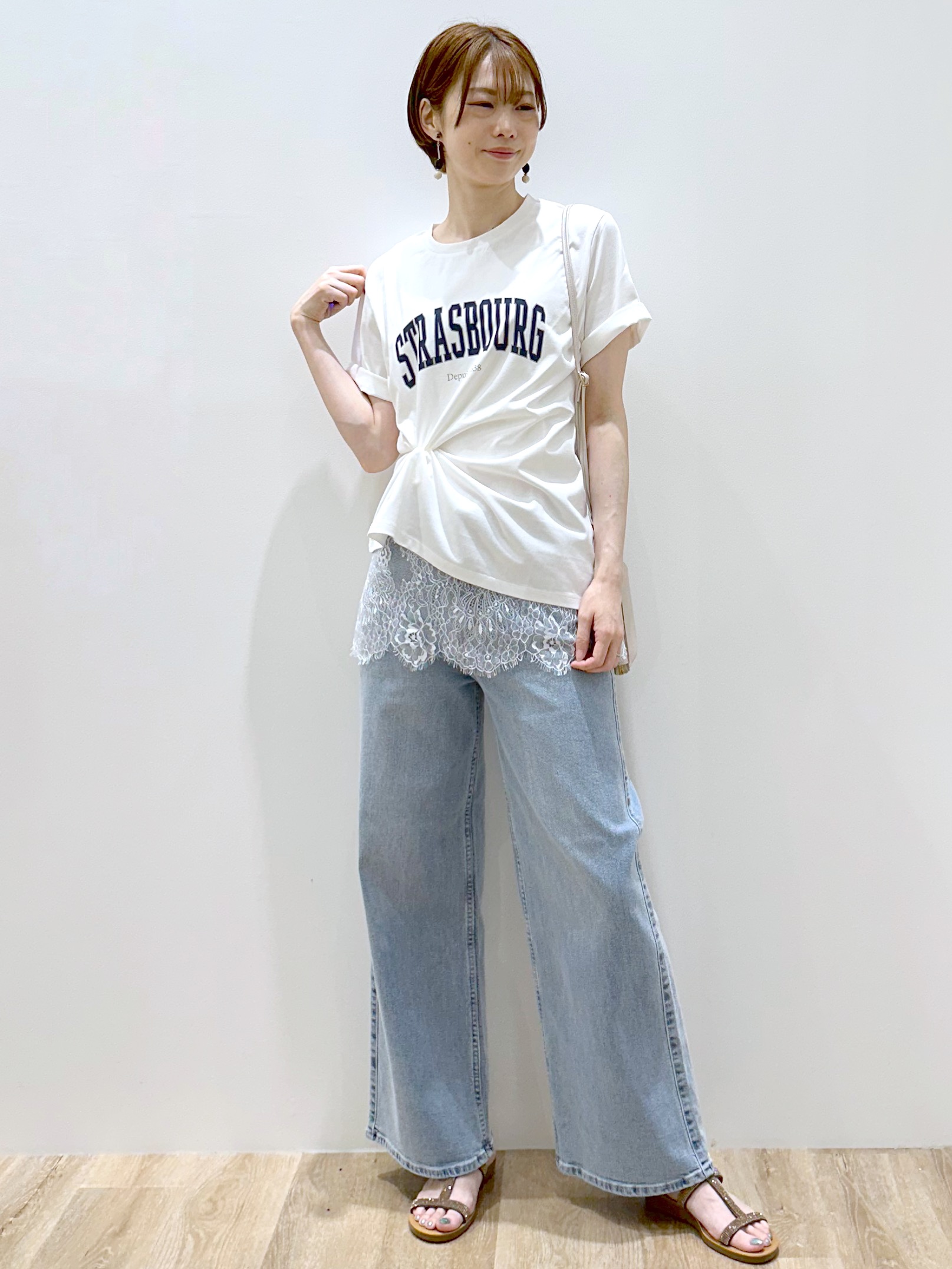 yurieさんの「OPAQUE.CLIP｜アソートロゴTシャツ【洗濯機OK】」を使ったコーディネート