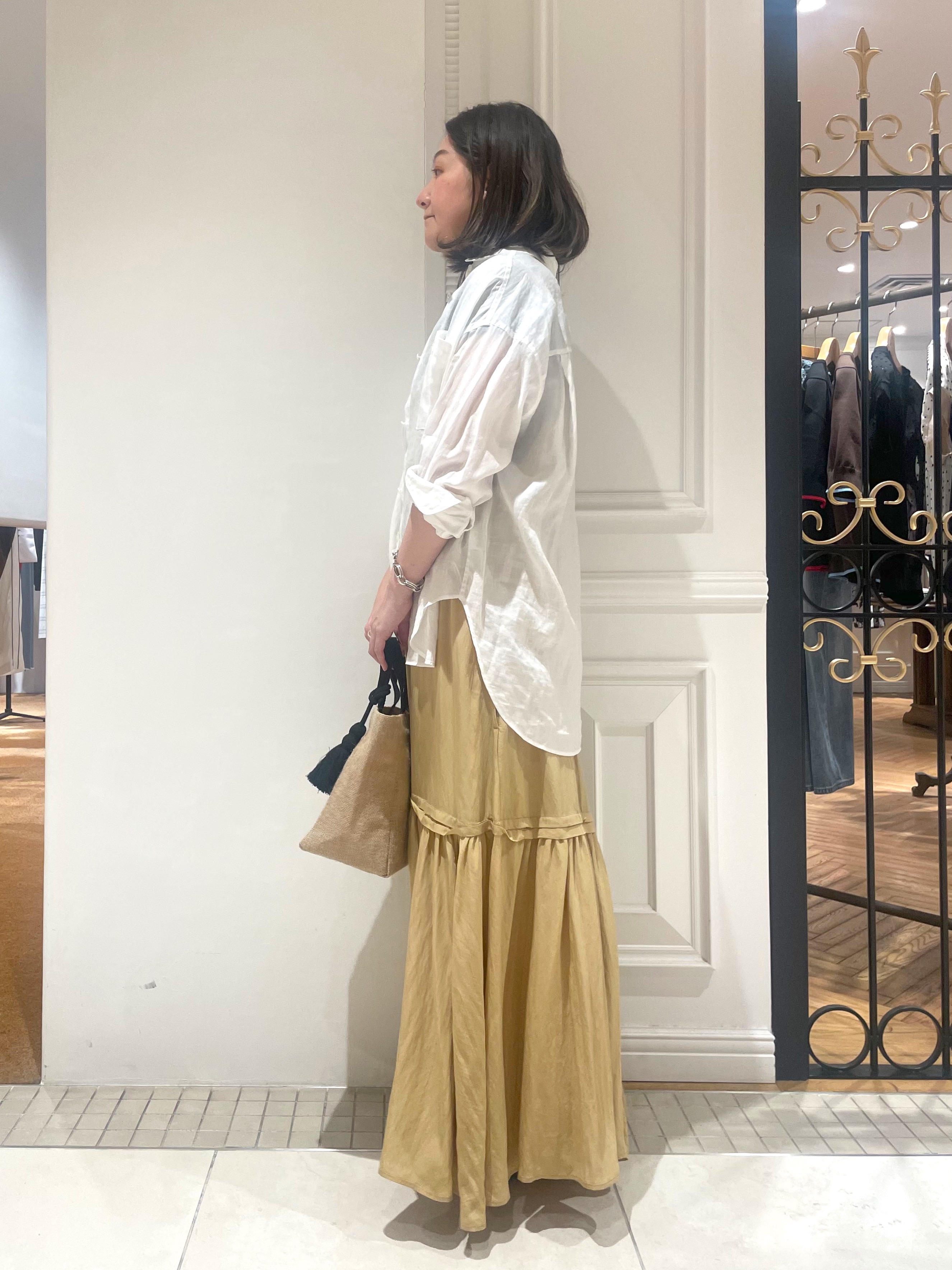 makiさんの「DRESSTERIOR｜【ウォッシャブル】コットンシルクフレンチスリーブニット」を使ったコーディネート