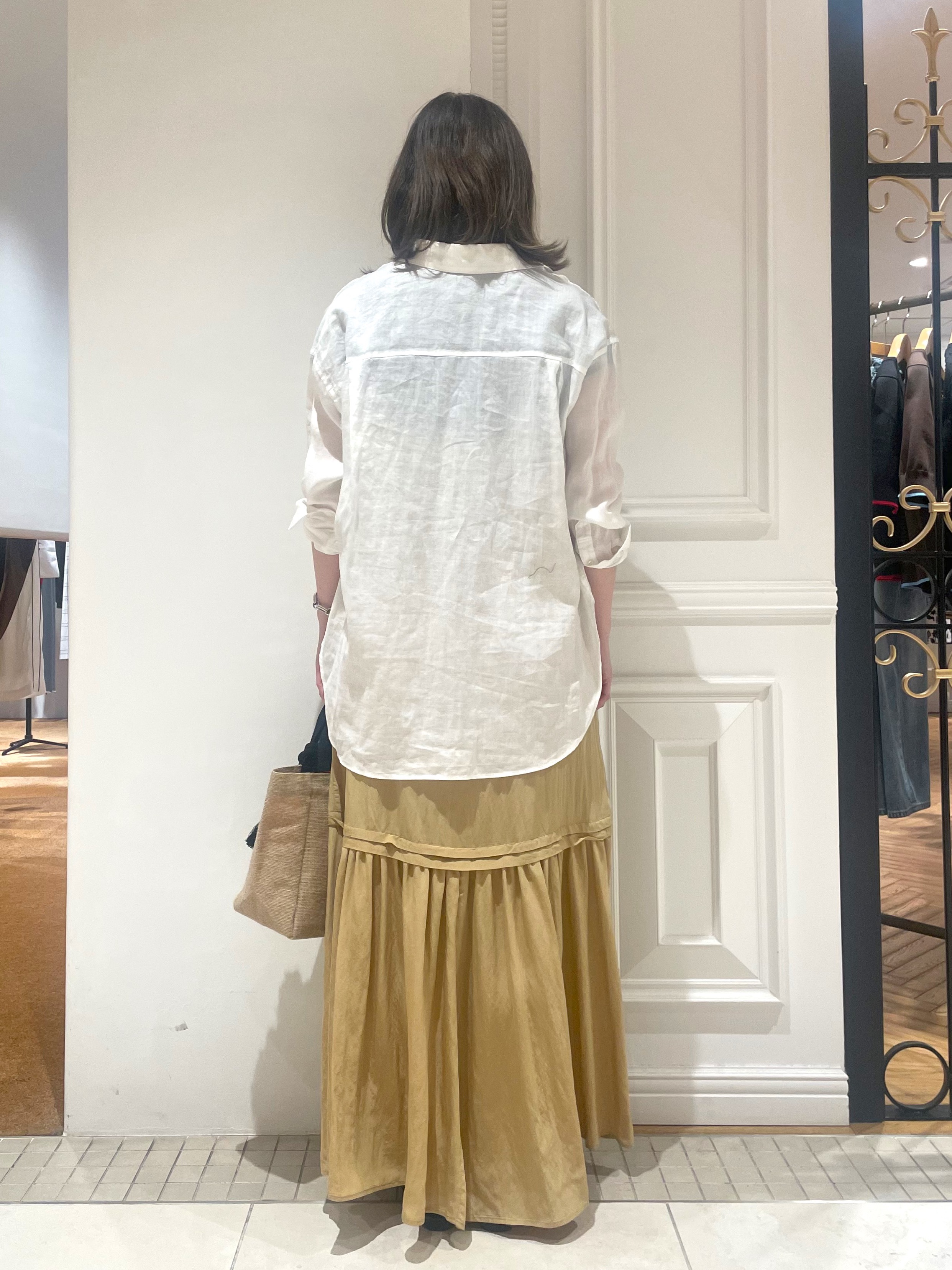makiさんの「DRESSTERIOR｜【ウォッシャブル】コットンシルクフレンチスリーブニット」を使ったコーディネート