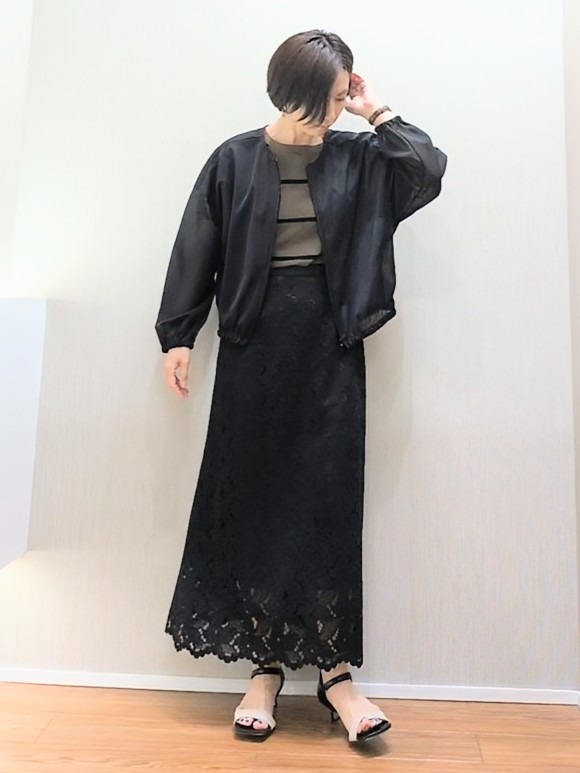 ミズタさんの「UNTITLED｜【秋羽織り/ジップ】トリコットシアーブラウス」を使ったコーディネート