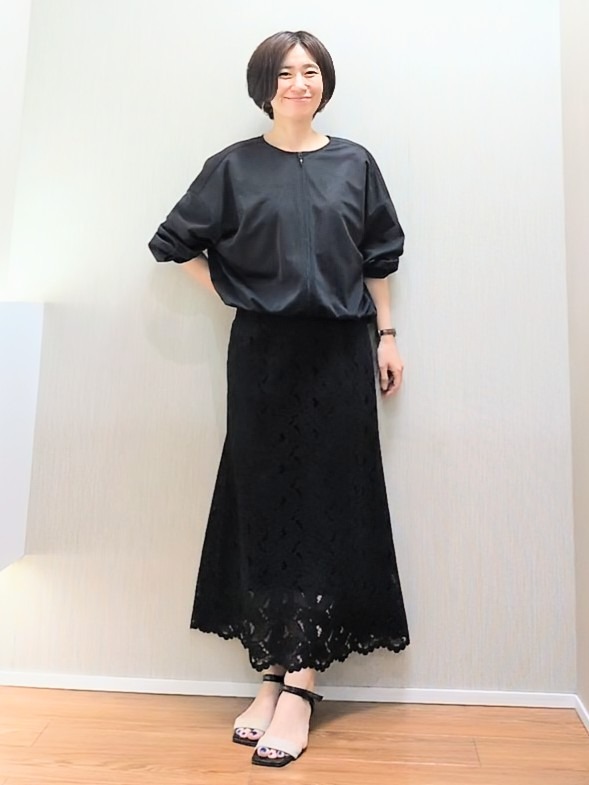 ミズタさんの「UNTITLED｜【秋羽織り/ジップ】トリコットシアーブラウス」を使ったコーディネート