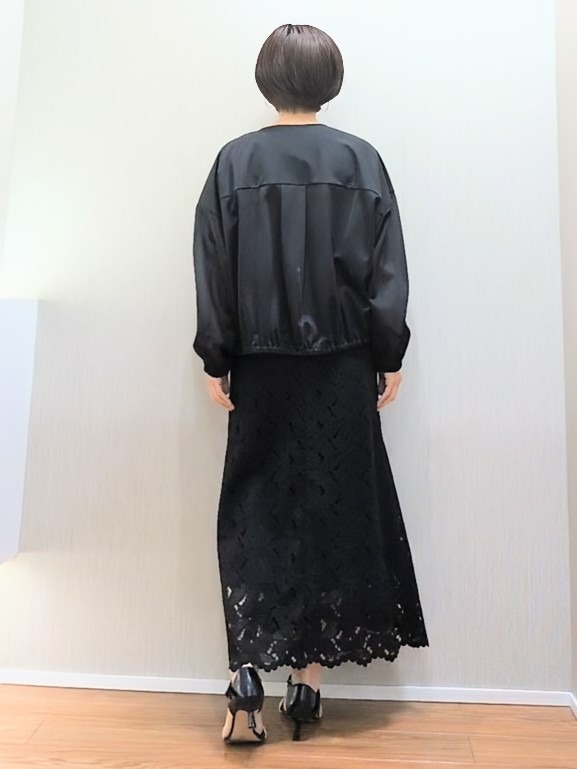 ミズタさんの「UNTITLED｜【秋羽織り/ジップ】トリコットシアーブラウス」を使ったコーディネート
