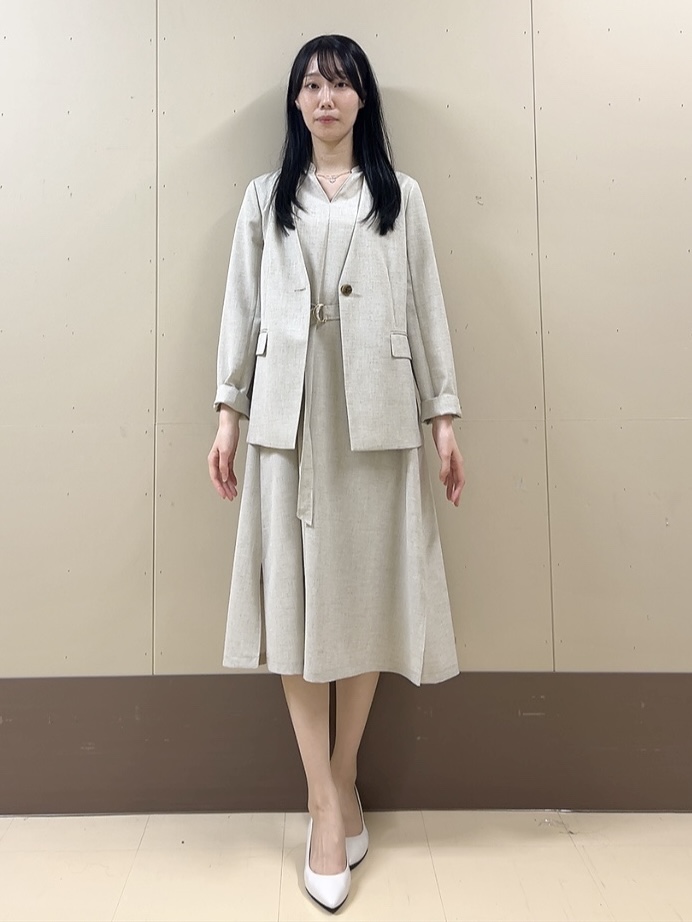 sechiさんの「UNTITLED｜◆【さらりと快適/セットアップ可/UV/接触冷感】スラブカラーレスジャケット」を使ったコーディネート