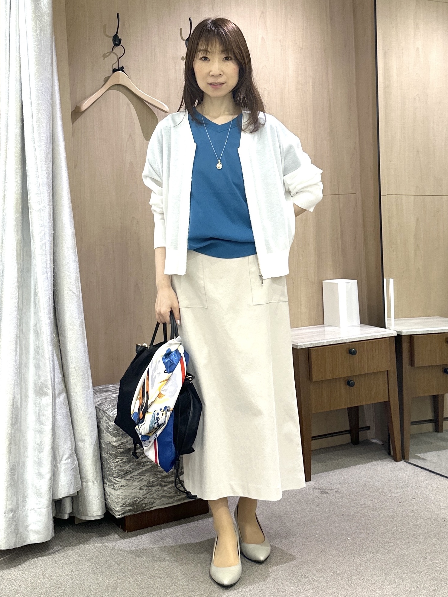 Miwaさんの「UNTITLED｜【肌に張りつきにくい/前後2WAY】ドライタッチコットンプルオーバー」を使ったコーディネート