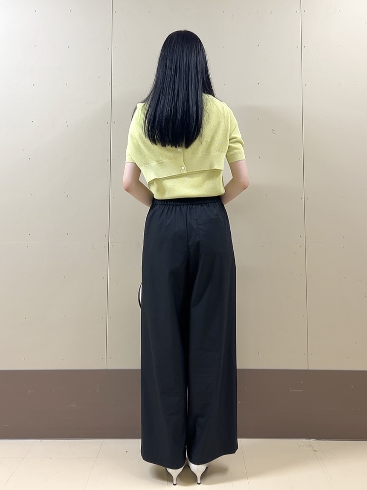 sechiさんの「UNTITLED｜◆【アンサンブル可】ラメ混クルーネックカーディガン」を使ったコーディネート