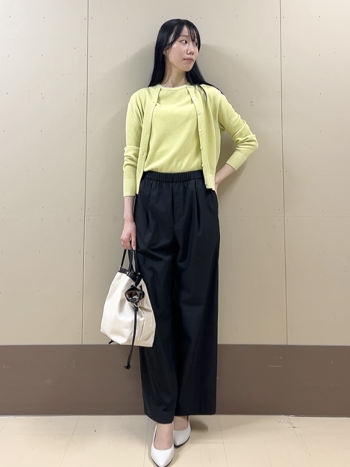 sechiさんの「UNTITLED｜◆【アンサンブル可】ラメ混クルーネックカーディガン」を使ったコーディネート