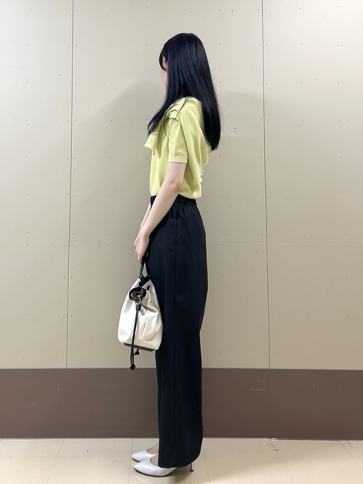 sechiさんの「UNTITLED｜◆【アンサンブル可】ラメ混クルーネックカーディガン」を使ったコーディネート